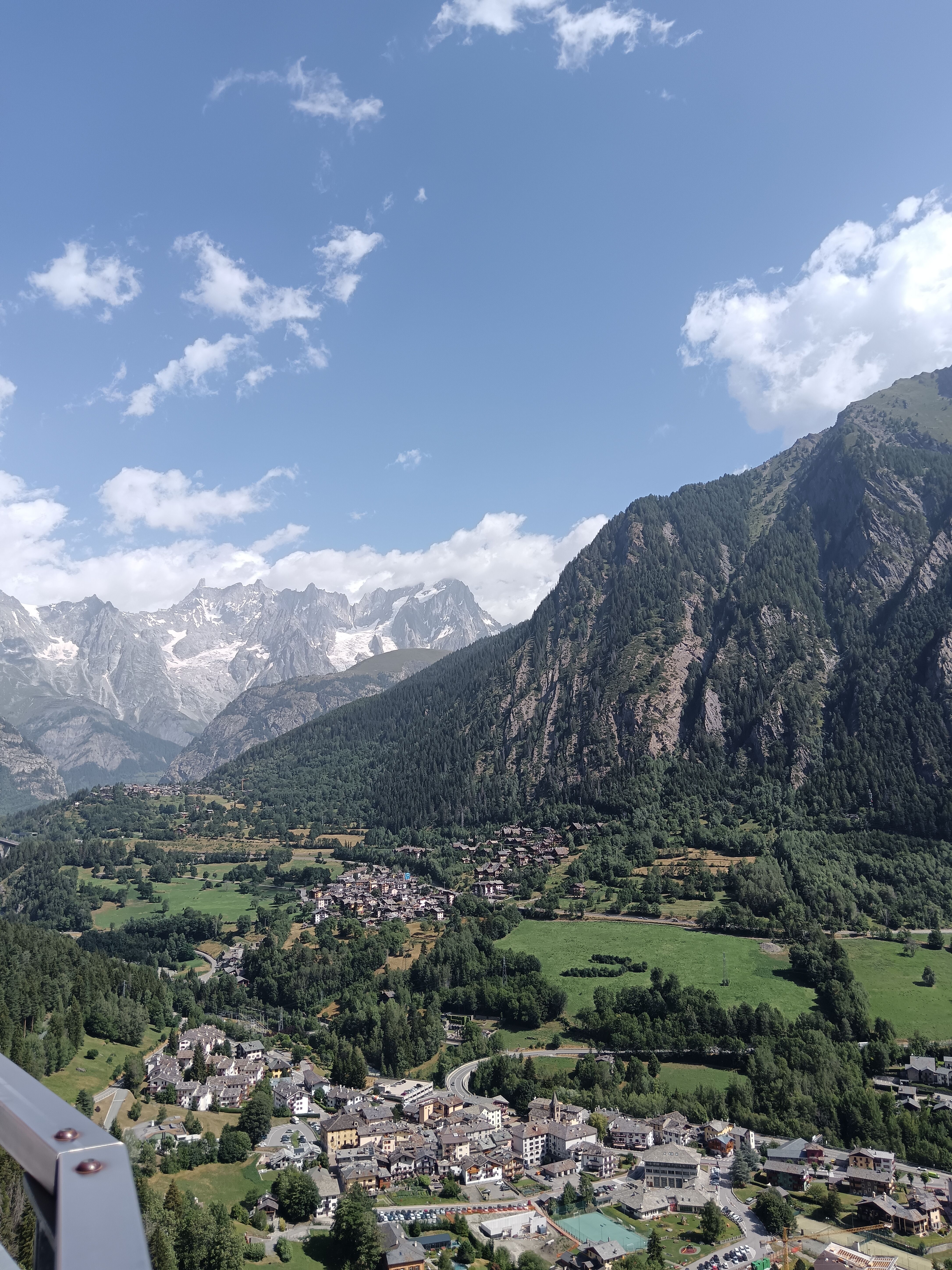 Scenic Mountain View Over Aosta Valley, Italy · Free Stock Photo