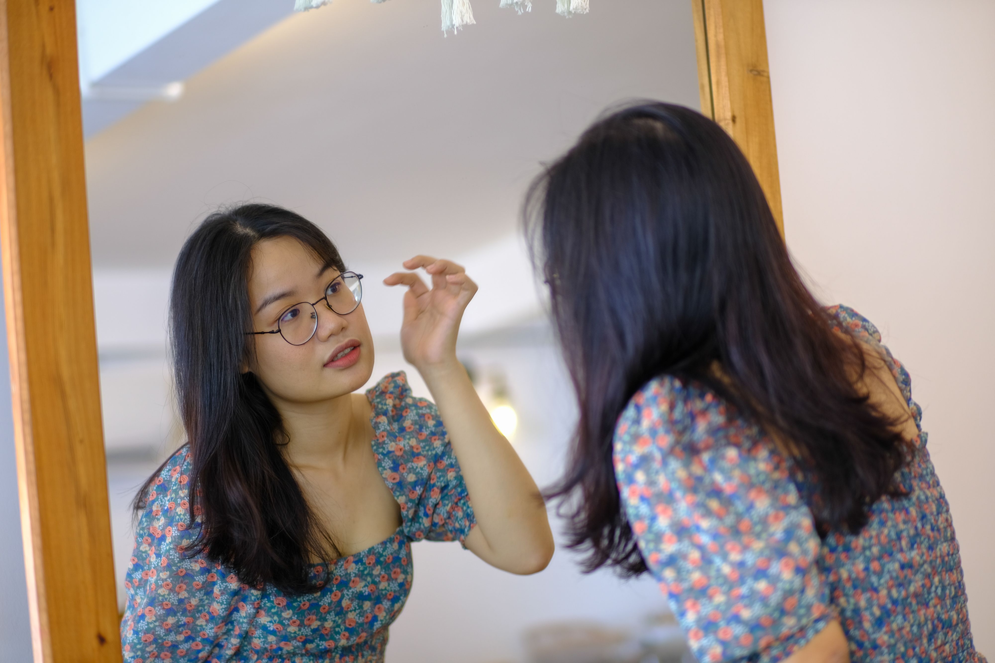 越优秀的人 越在偷偷自我攻击 情感配图