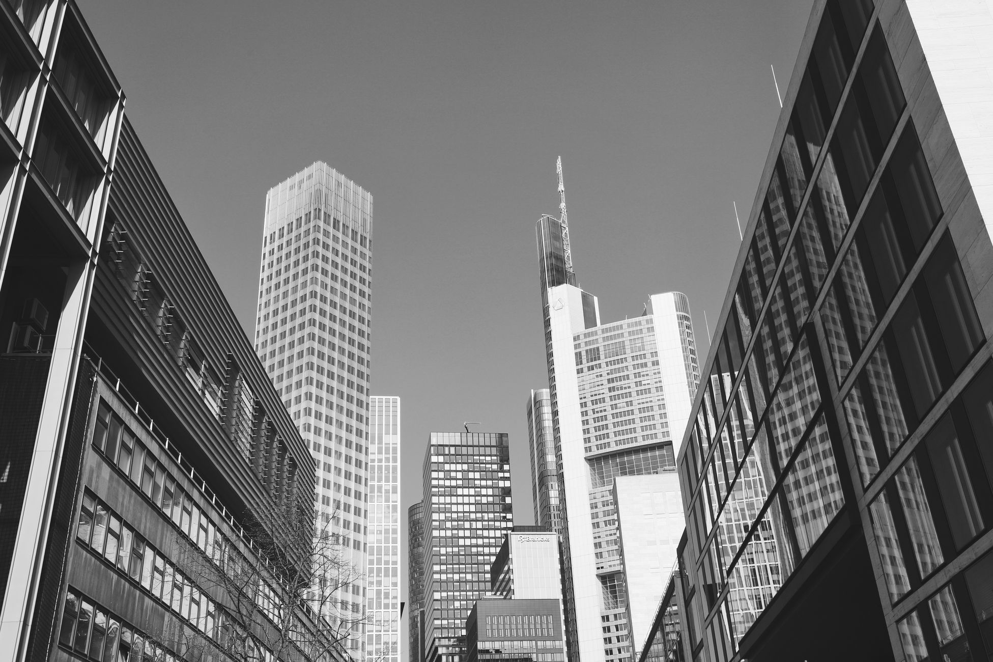 Commerzbank mogelijk doelwit van Italiaanse overnamepoging