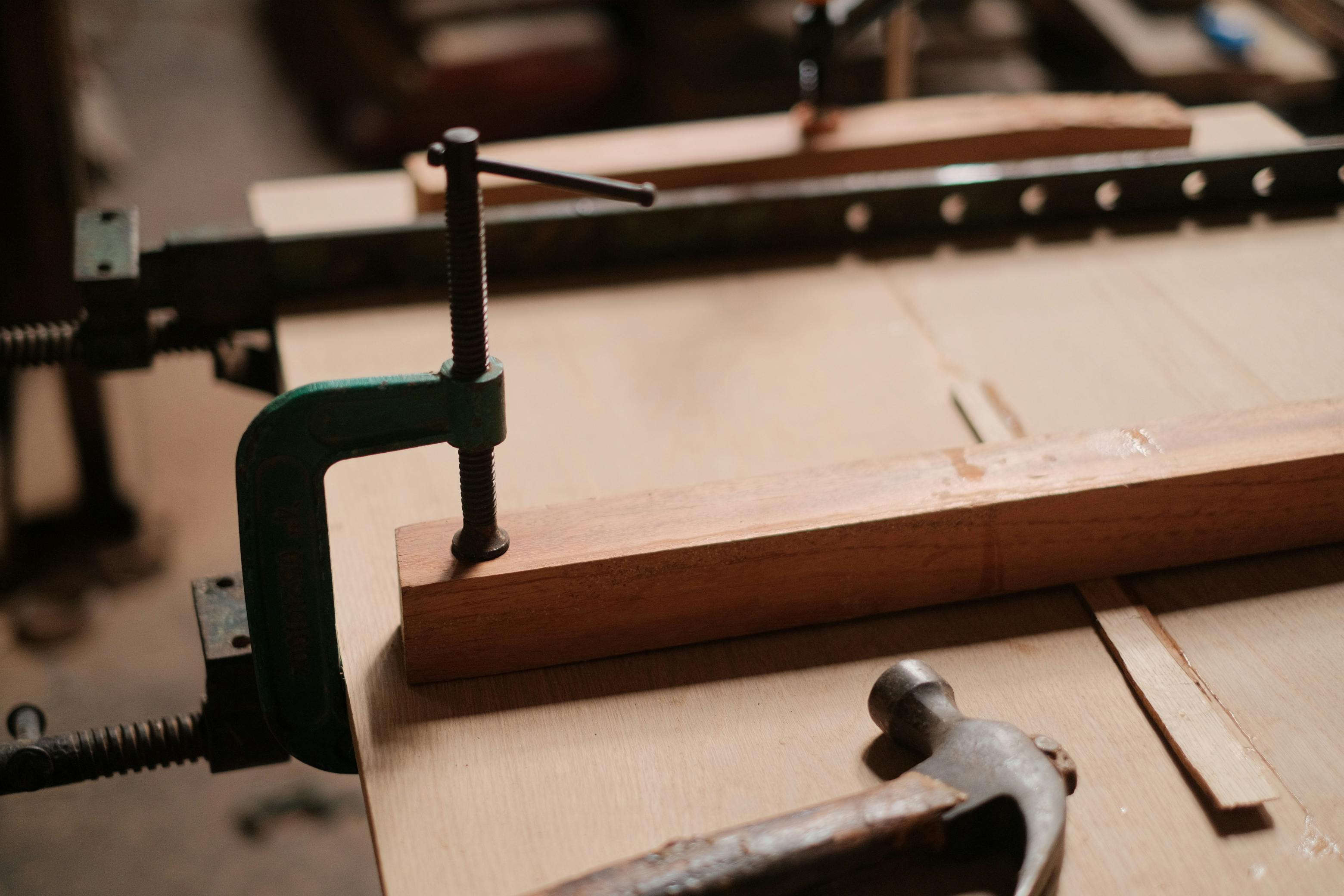 clamp vise woodworking holding pressure