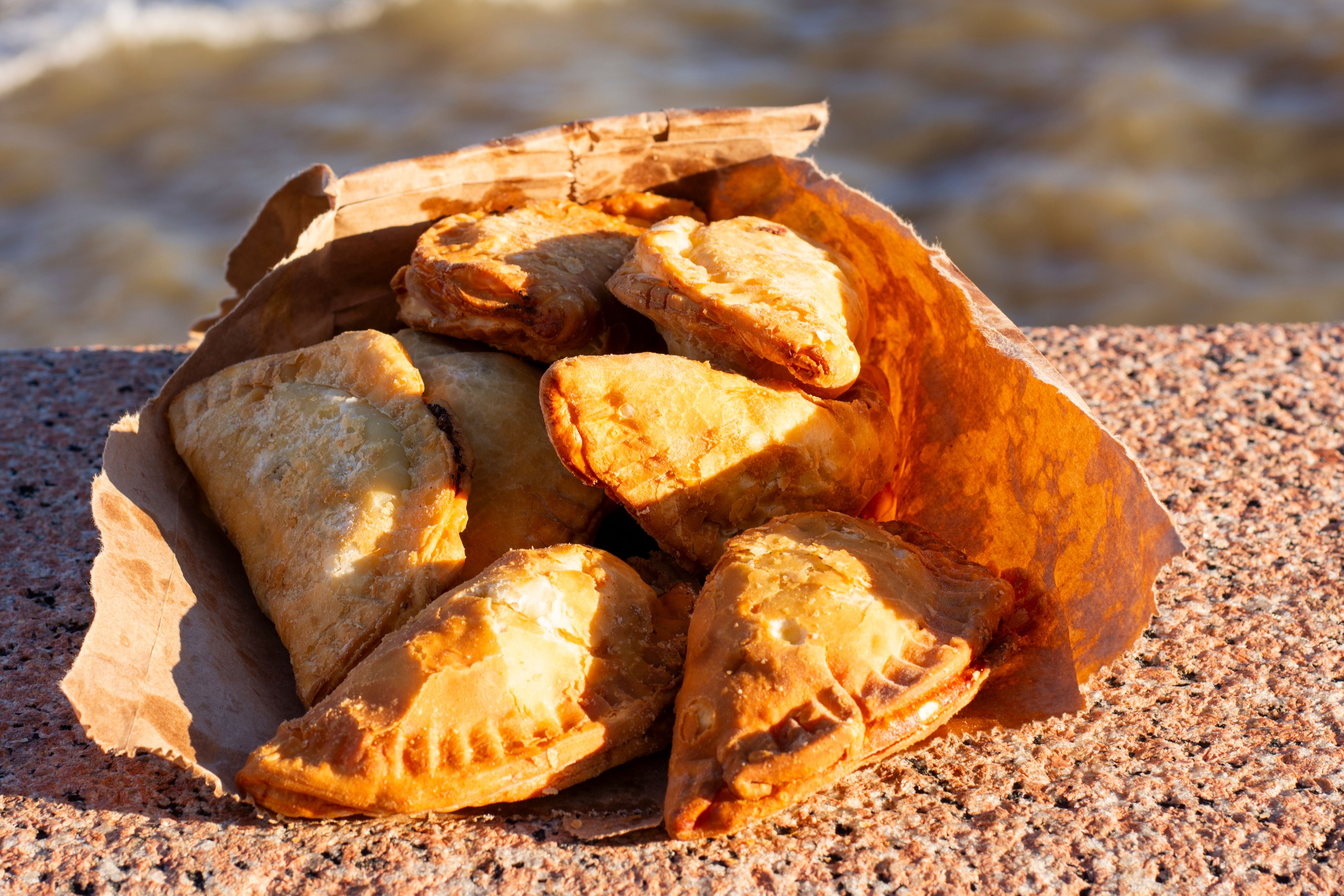 Slow-Cooked Samosa with Melted Cheese