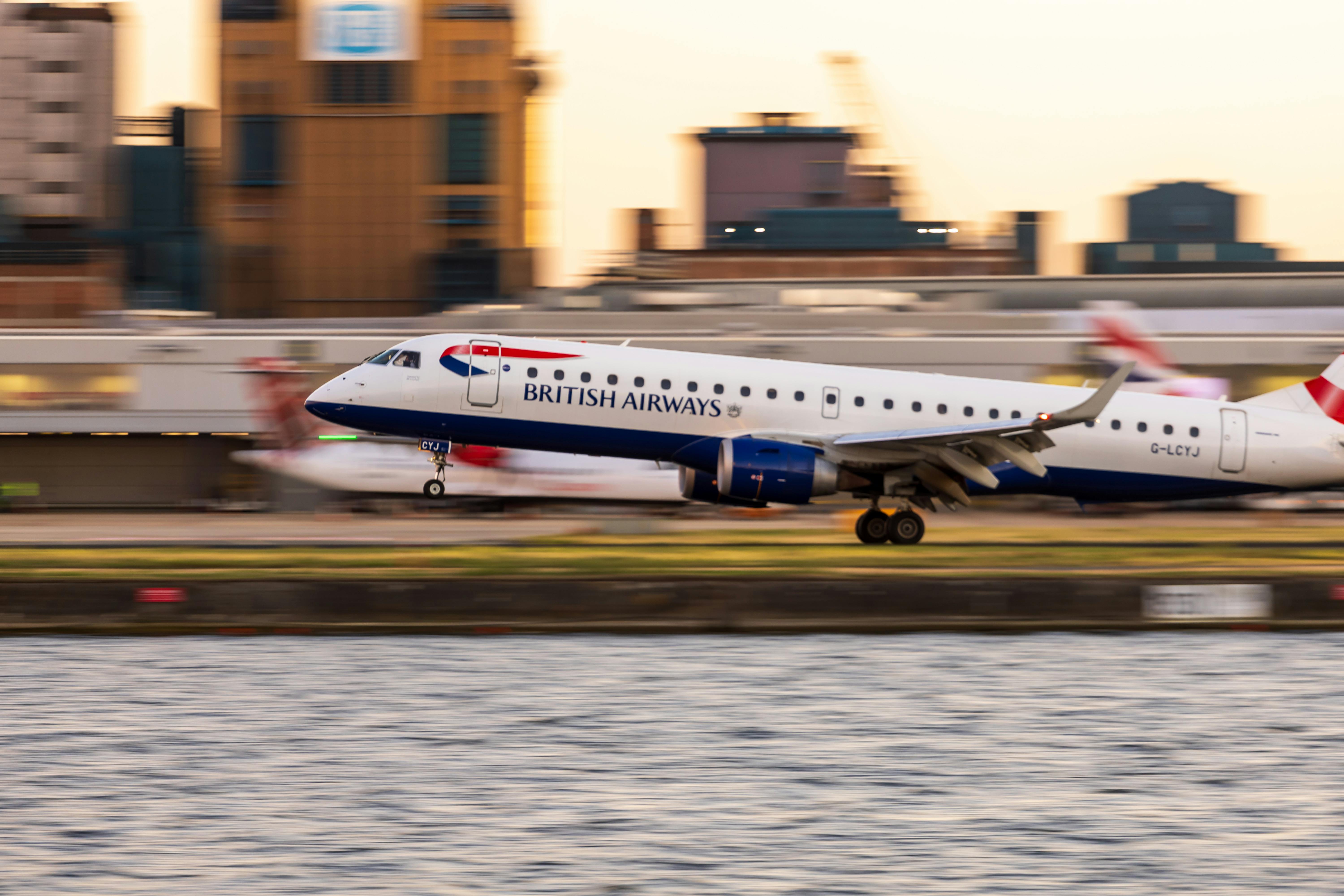 British Airways has multi-city travel deals for summer 2026 - MSN — Photo by Dan Wright on Pexels
