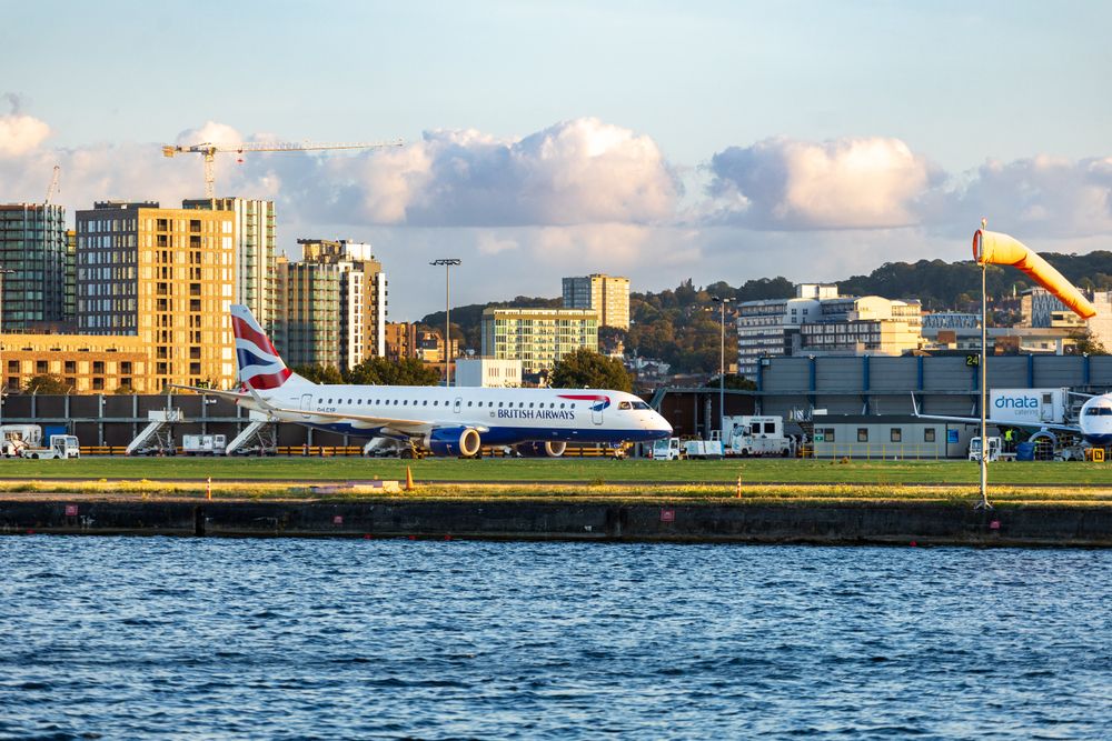 Top Waterfront Apartments Near London City Airport for Executive Travel
