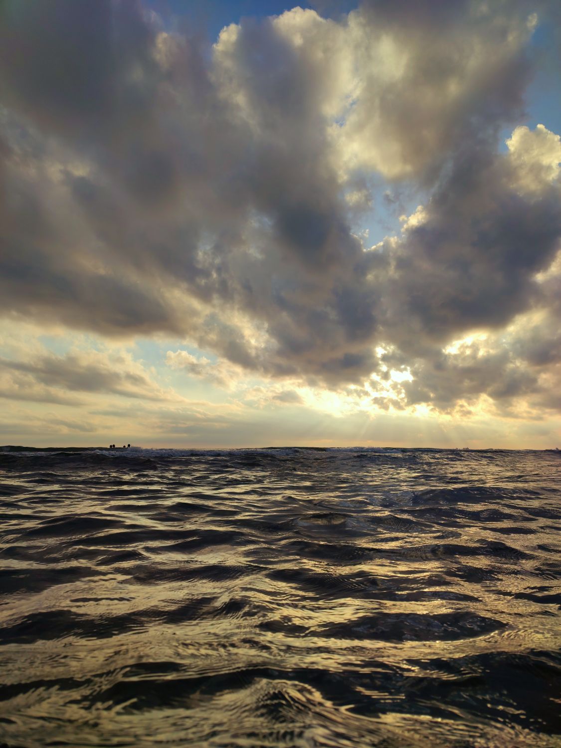 Dramatic Cloudy Ocean at Sunset · Free Stock Photo