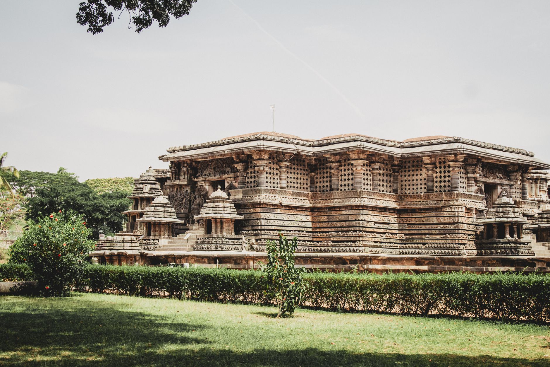 Where to Eat in Hubballi: Local Food Guide