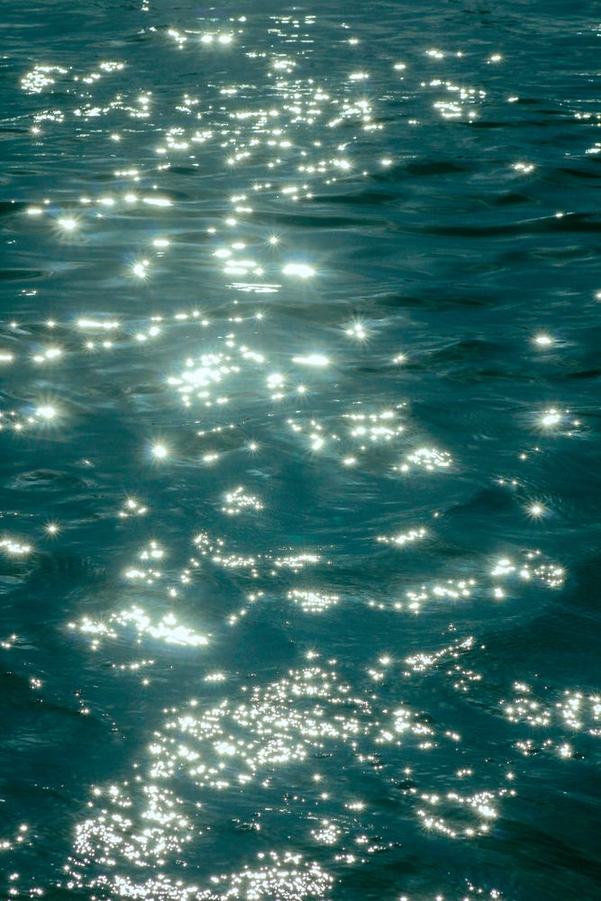 Bright Reflections Bright Reflections Photos, Download The BEST Free Bright Reflections ...