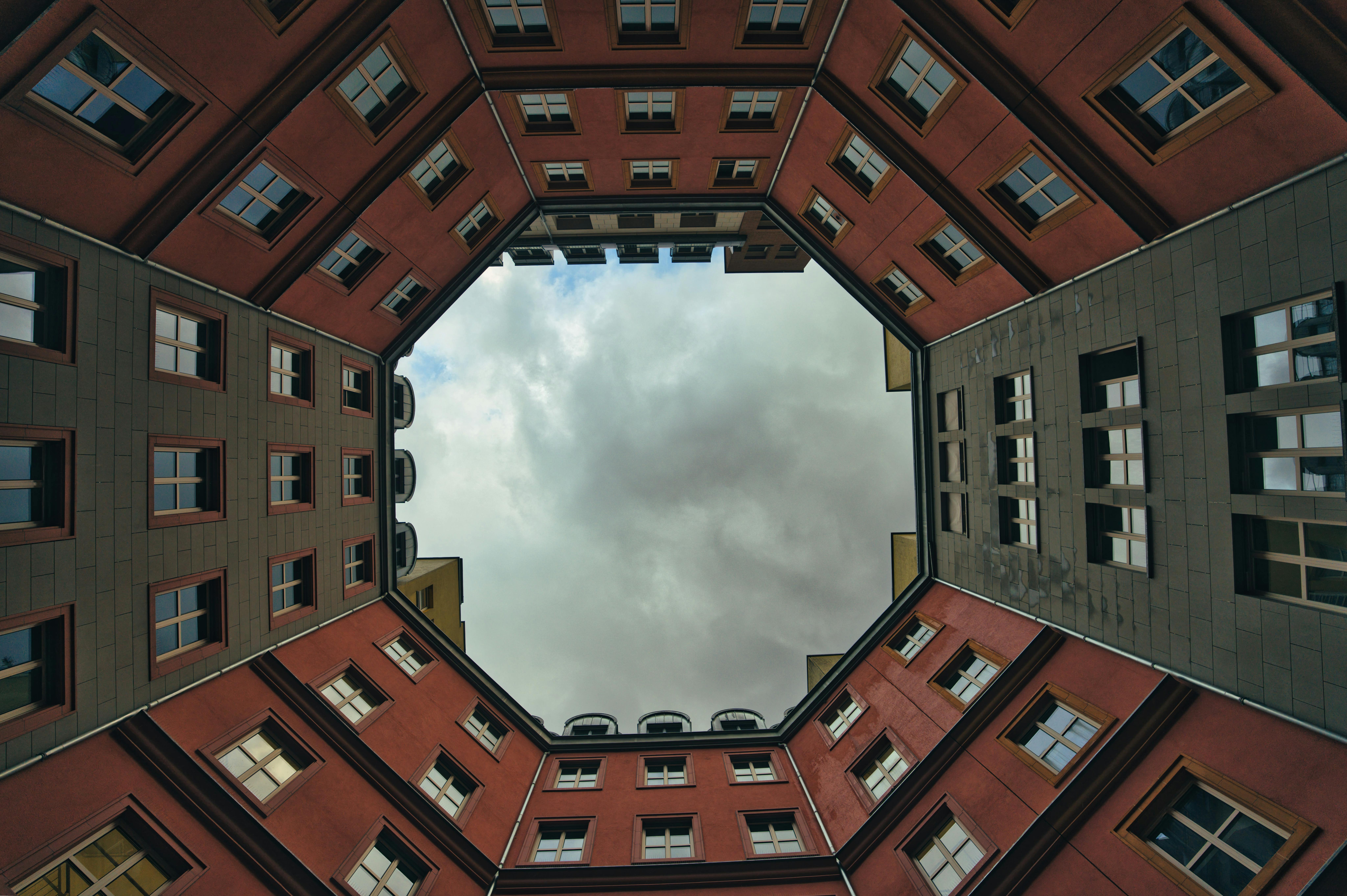 fitment architecture e‑commerce accuracy — Photo by Travel with  Lenses on Pexels