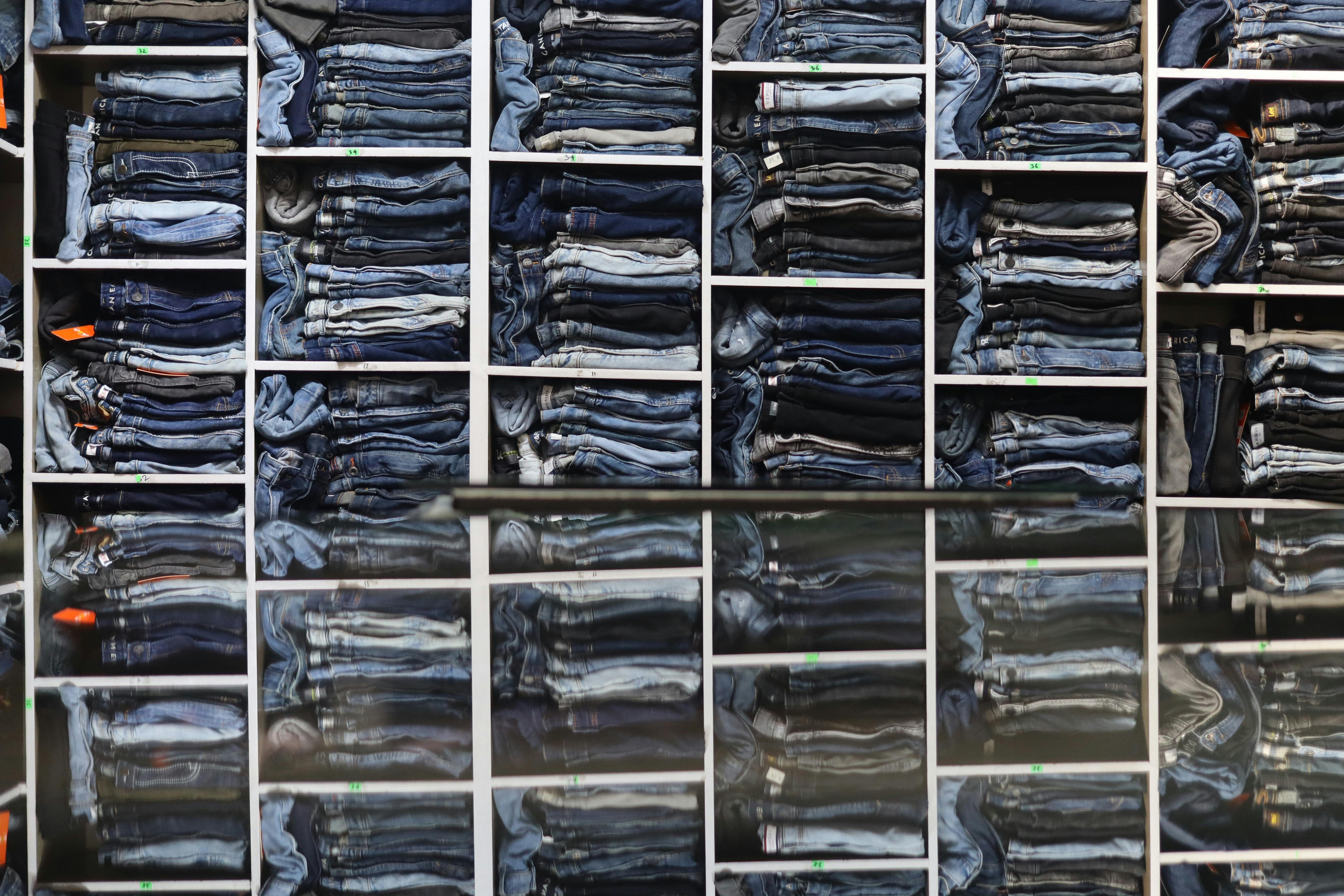 Junya Watanabe Levis の店舗