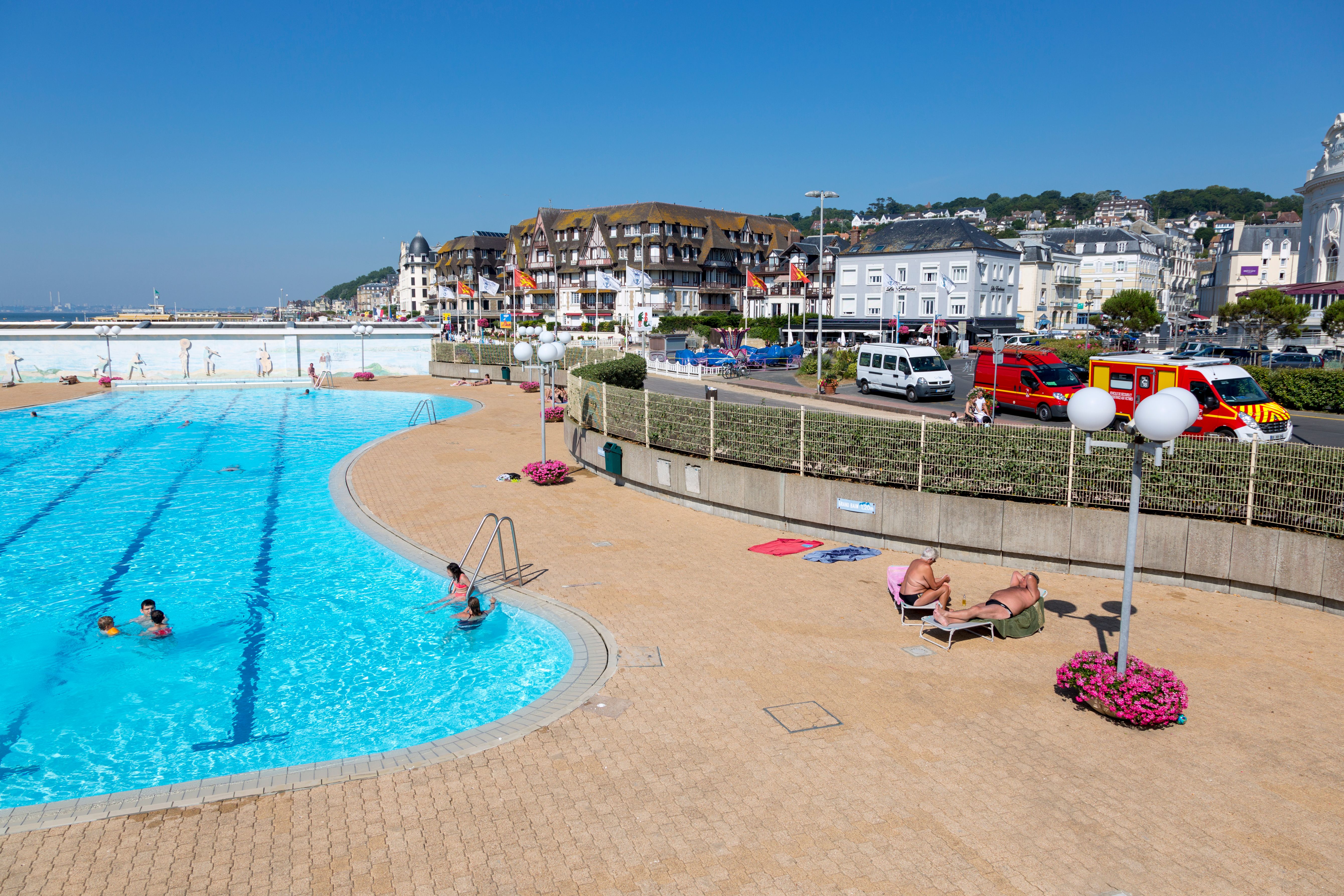 Piscine hors-sol : guide d'achat complet 2026