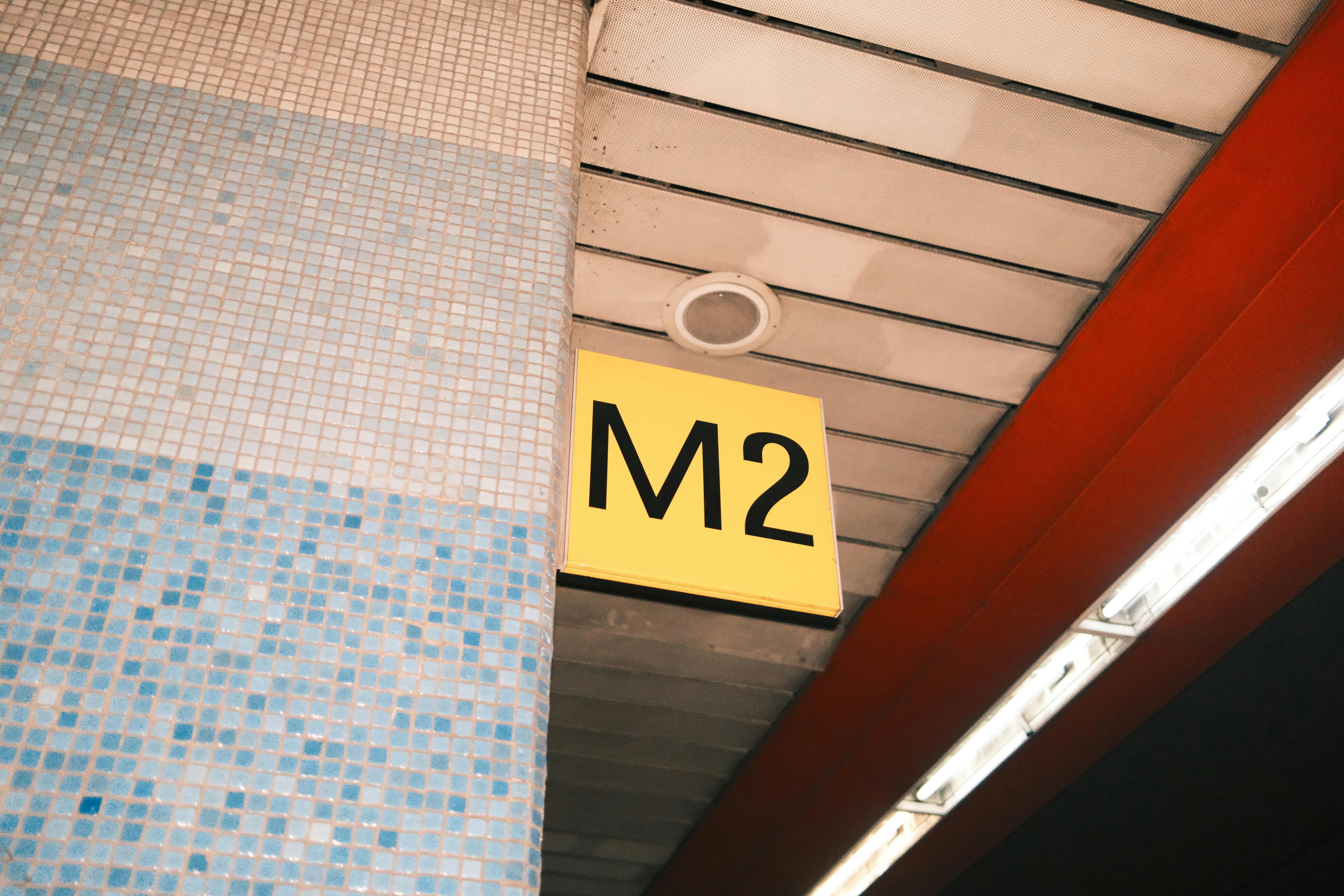C2M模式核心引擎：个性化定制系统如何打通从前端交互到工厂排产的数据流？