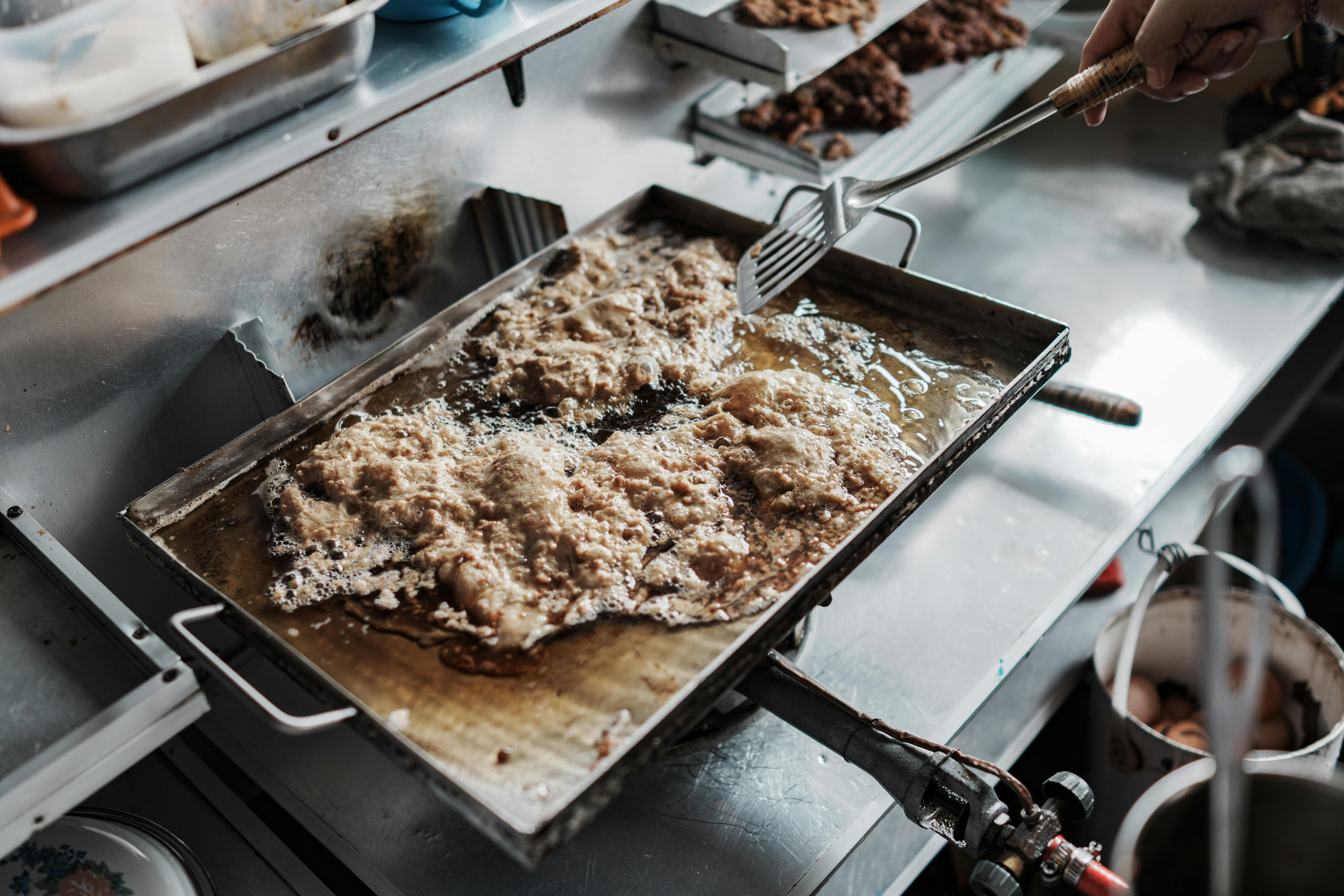 home cooking food waste reduction — Photo by Daneswara Eka on Pexels
