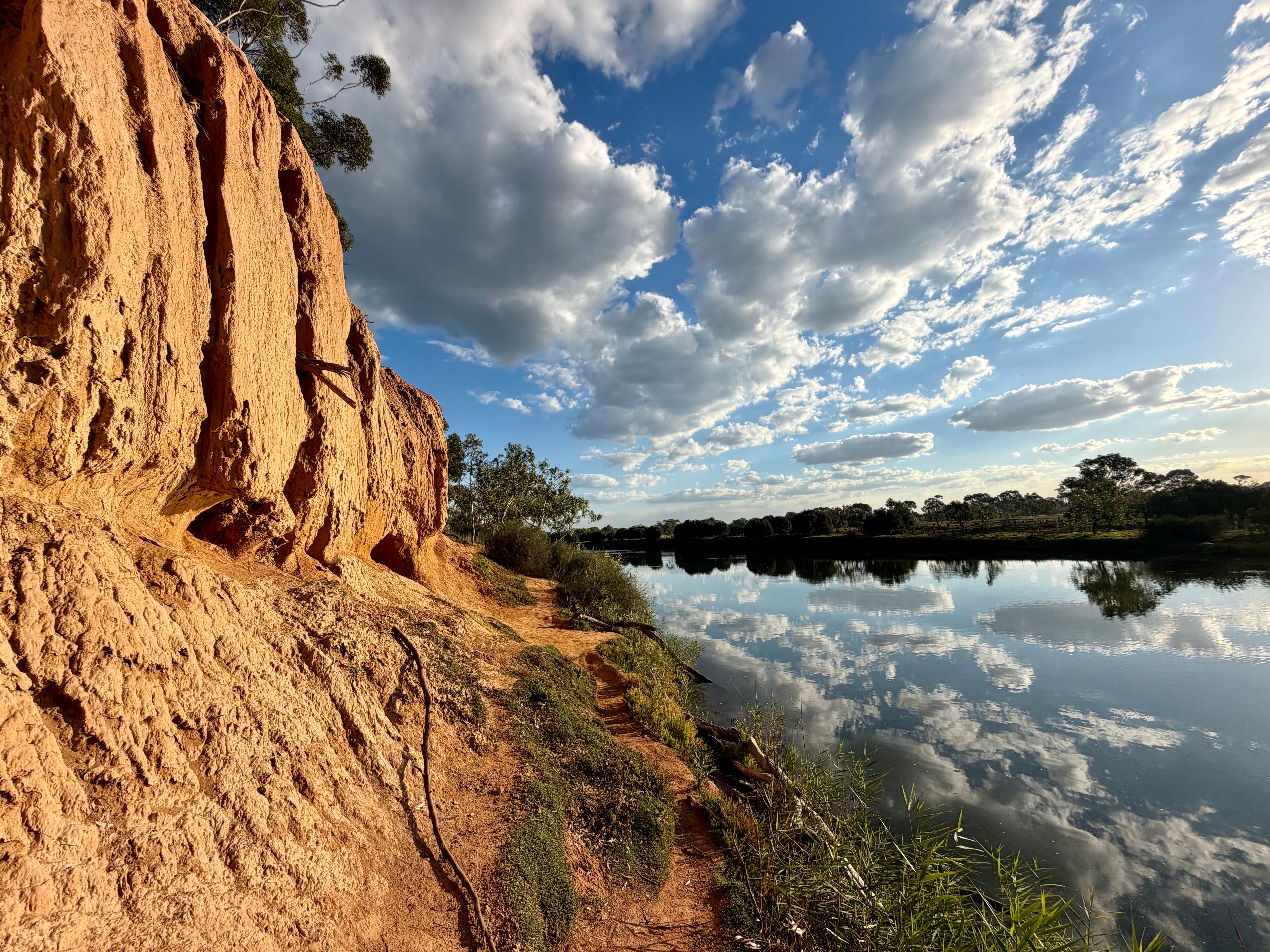 Scenic River Landscape at Werribee South · Free Stock Photo