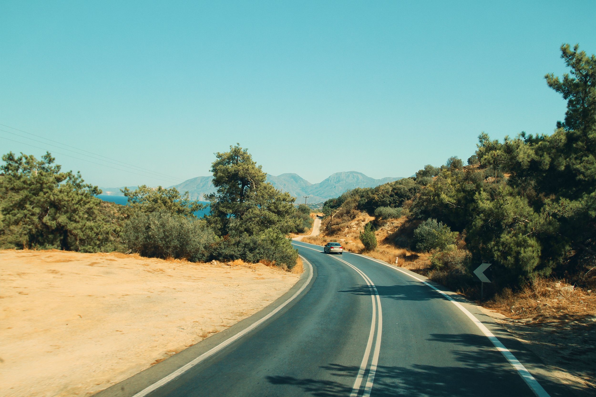 general automotive general motors best suv — Photo by Сокіл Sokil on Pexels