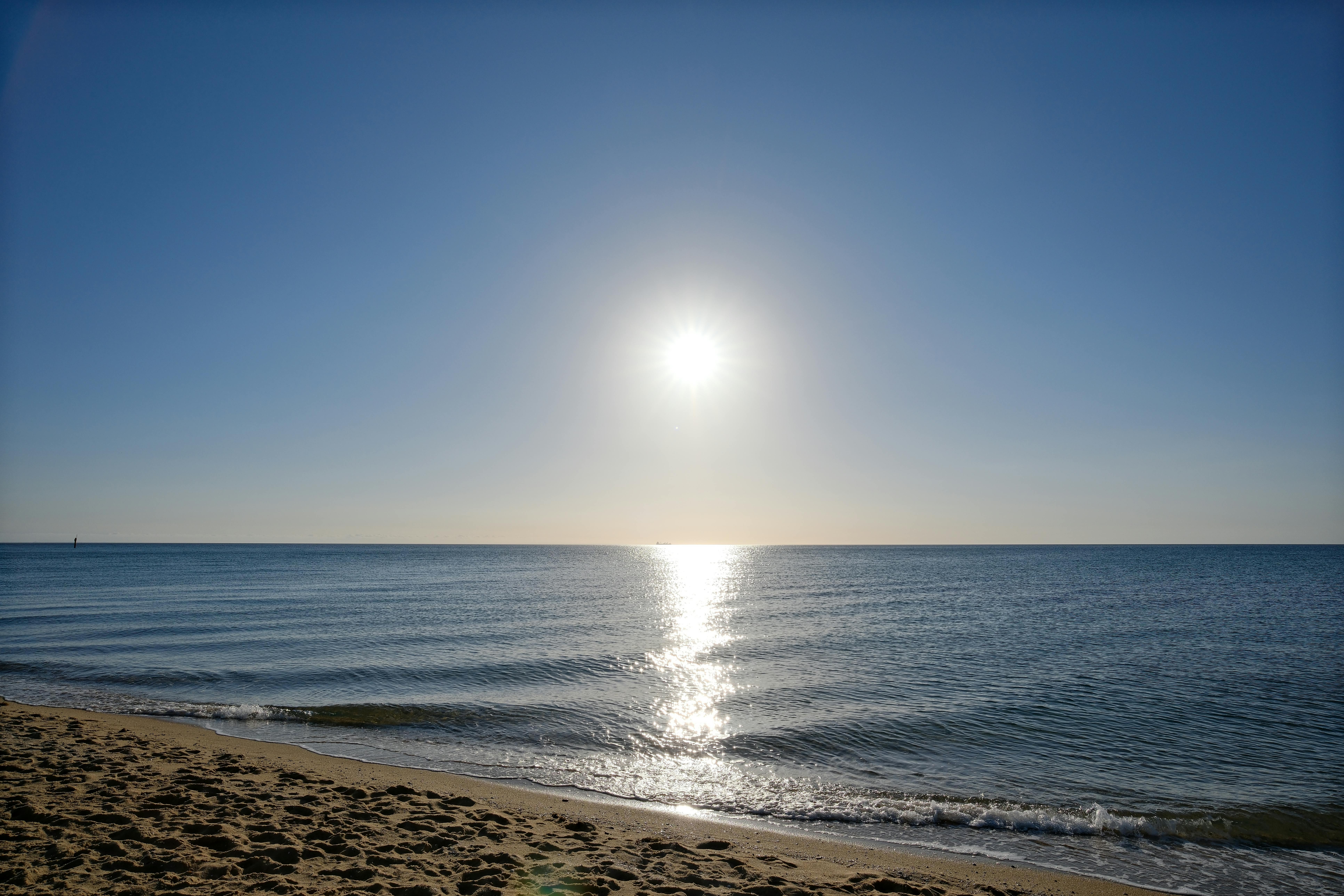 Marées en Manche : guide complet pour comprendre les coefficients et marnages