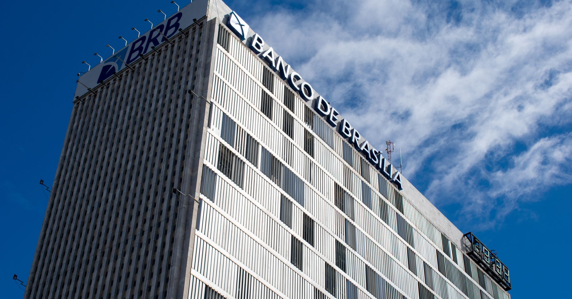 Nu Holdings Trades at 19x Earnings: Analysts See Upside to $22.74