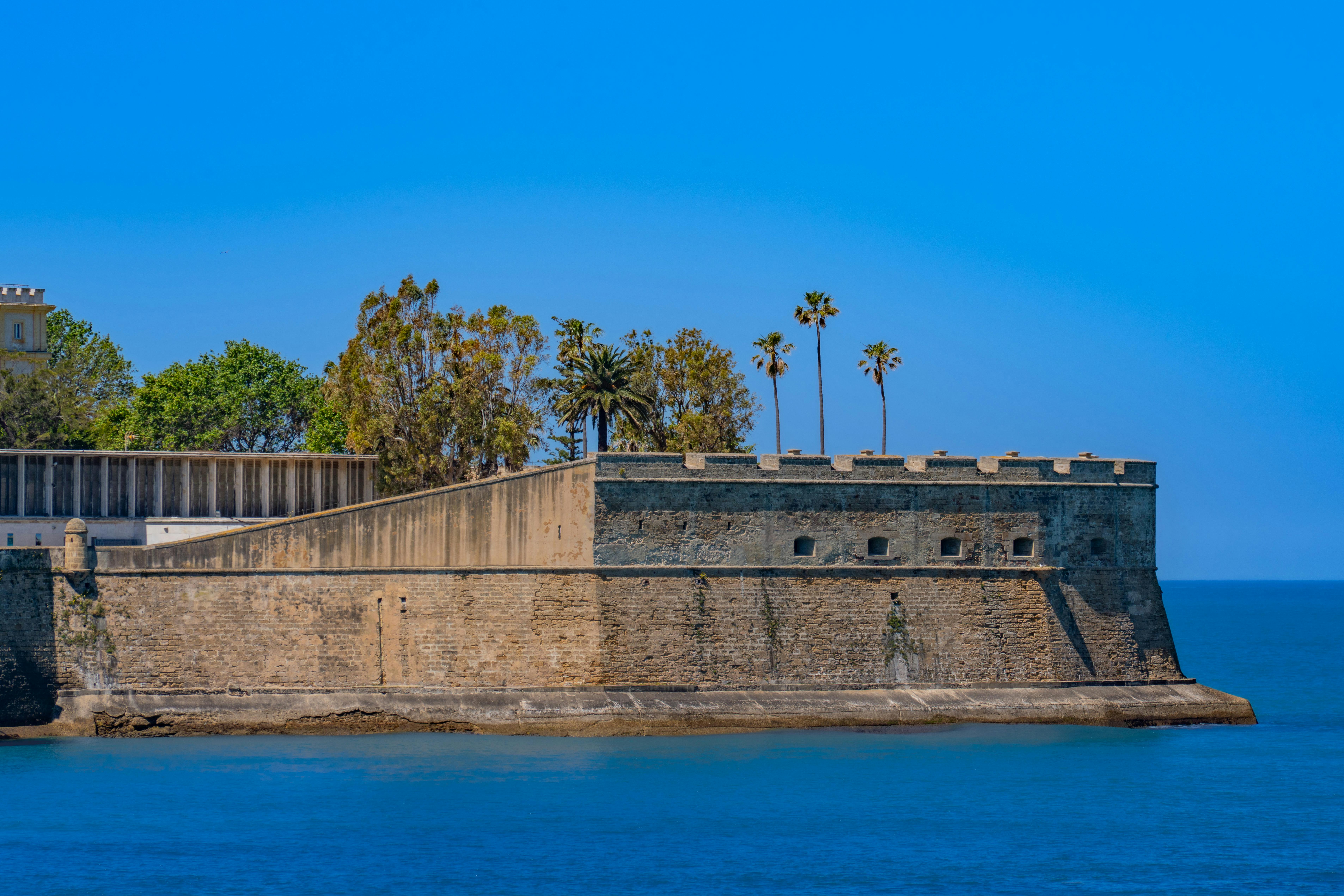 Fortress expands in US legal market with personal injury law firm deal — Photo by Emilio Sánchez  Hernández on Pexels