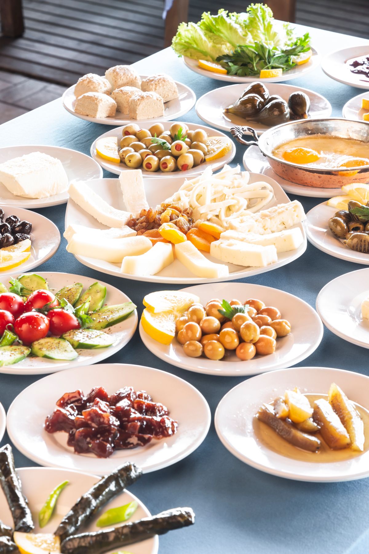 Cumalıkızık Mavi Yıldız Restoran köy kahvaltısı sofrası