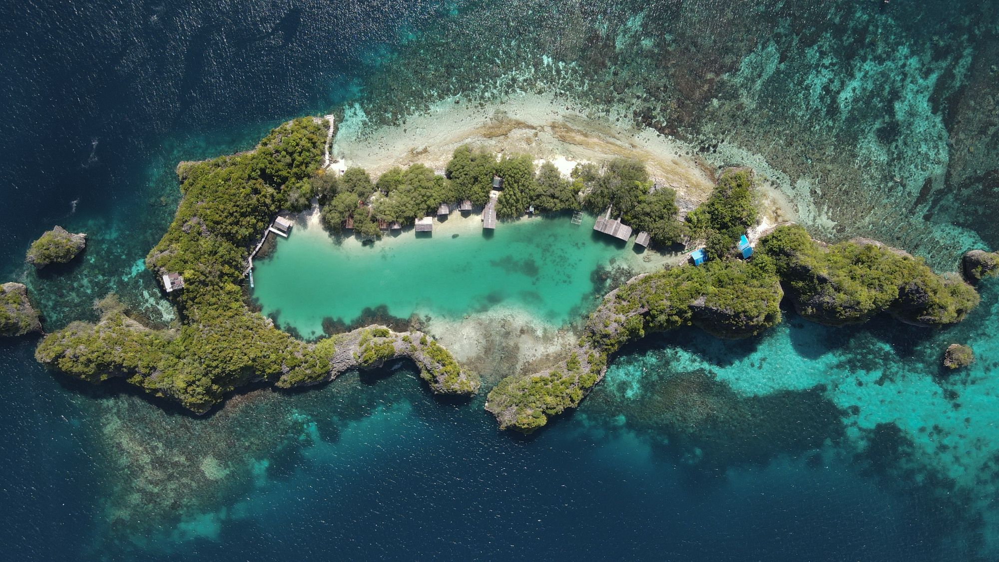 Representative tropical lagoon image