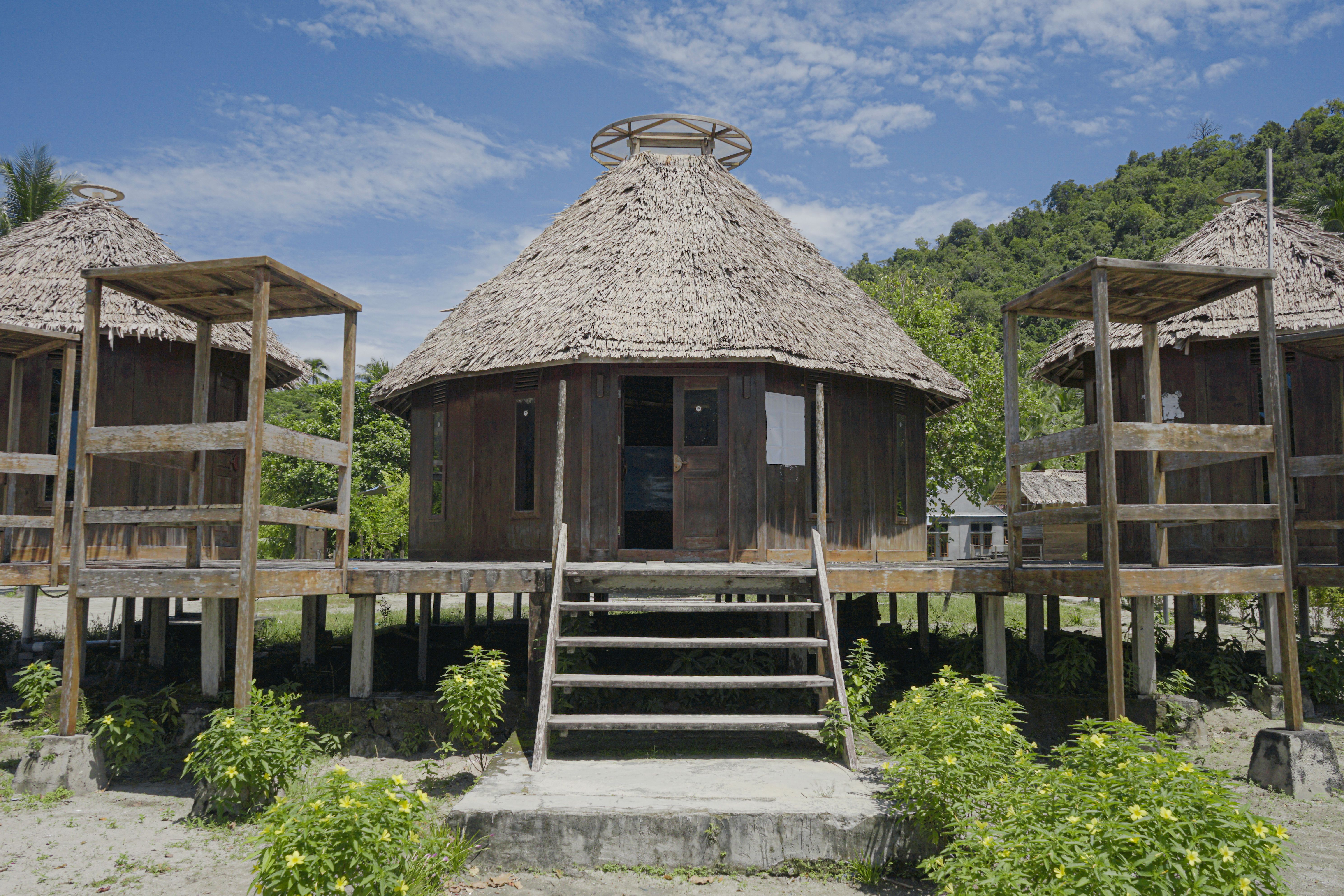 Jao Island — Architecture, Jao Island