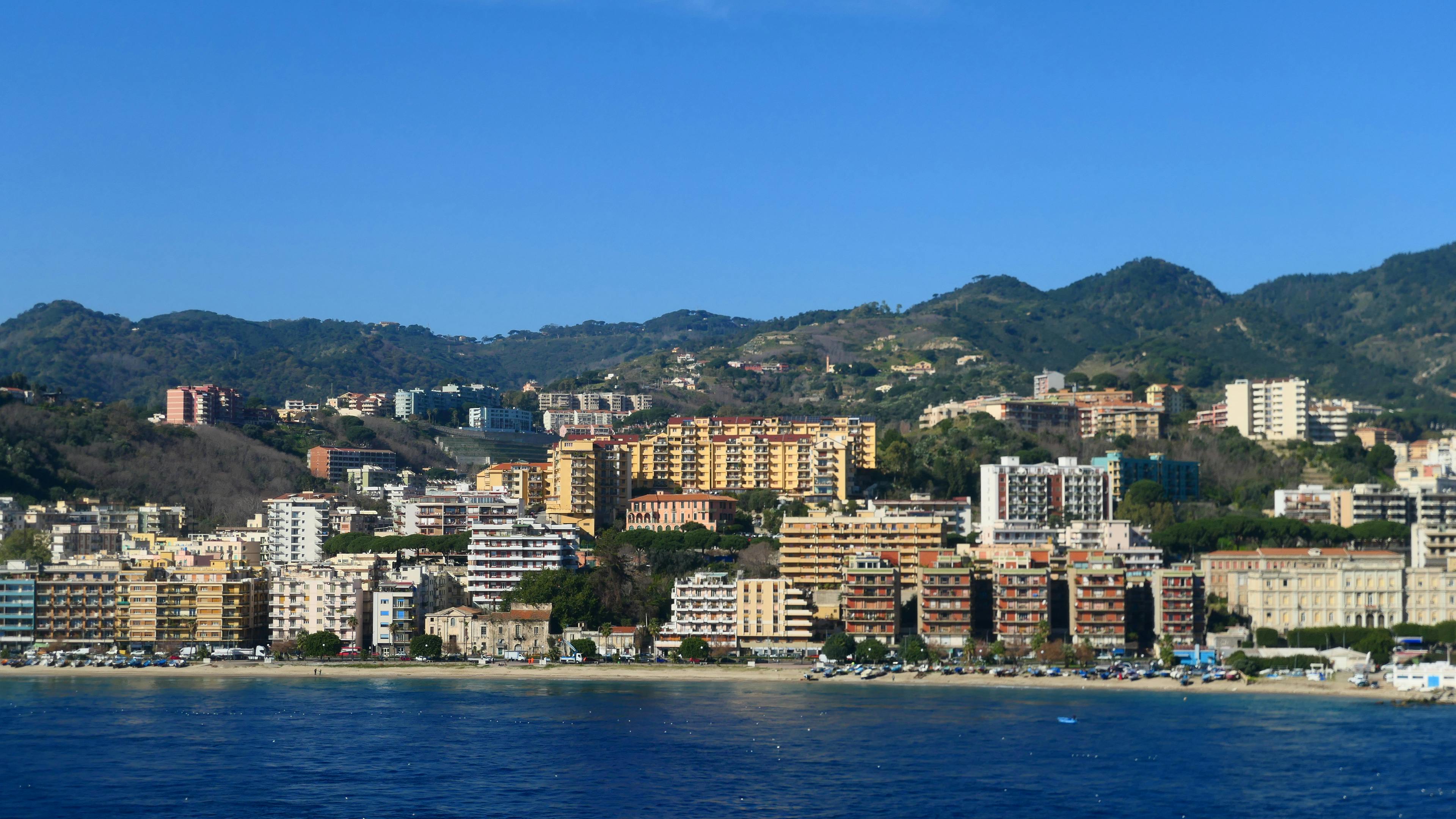 Genova grows revenue and NAV but income from property management declines — Photo by Lukas Lussi on Pexels