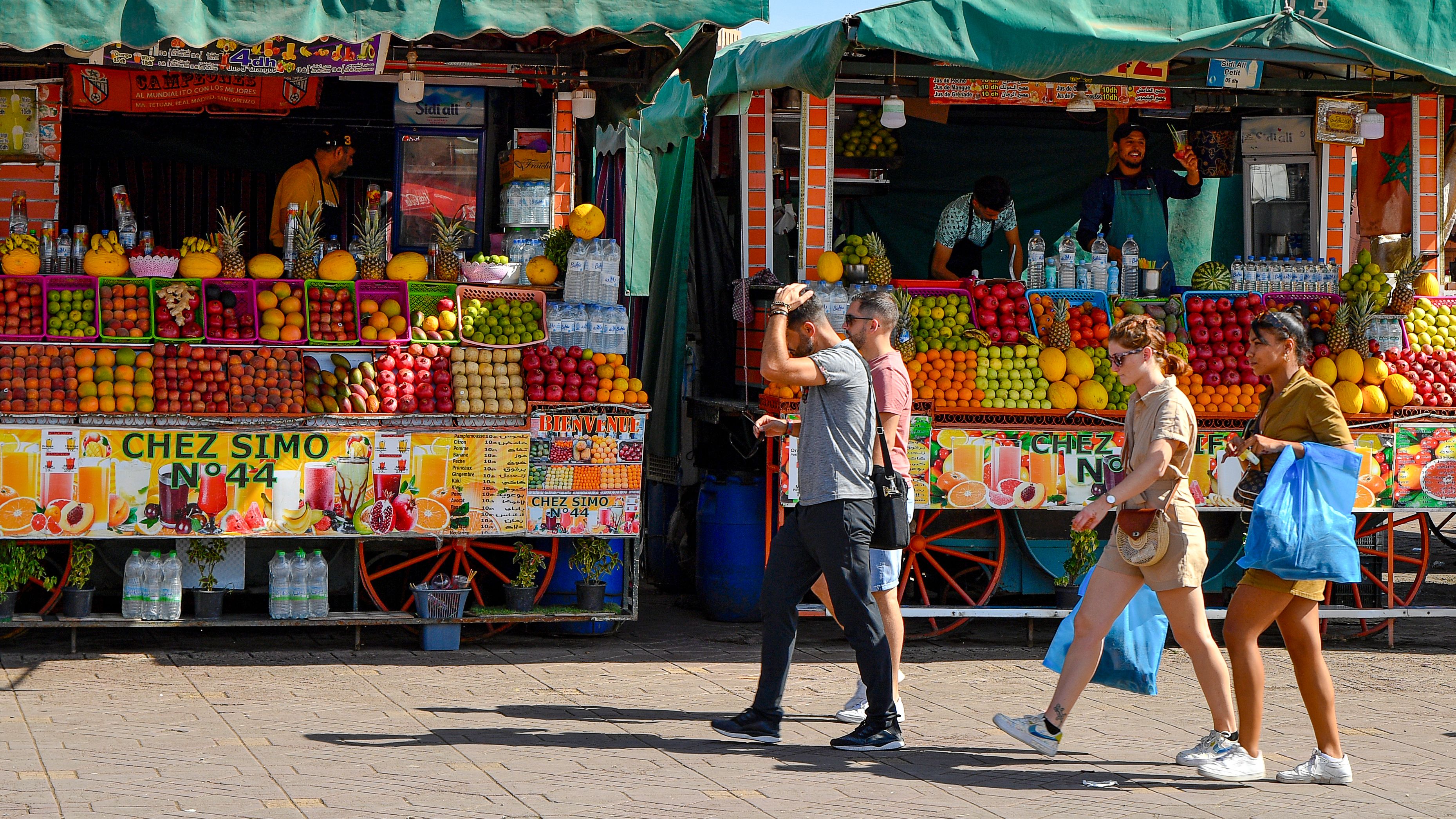 import fresh produce from Morocco