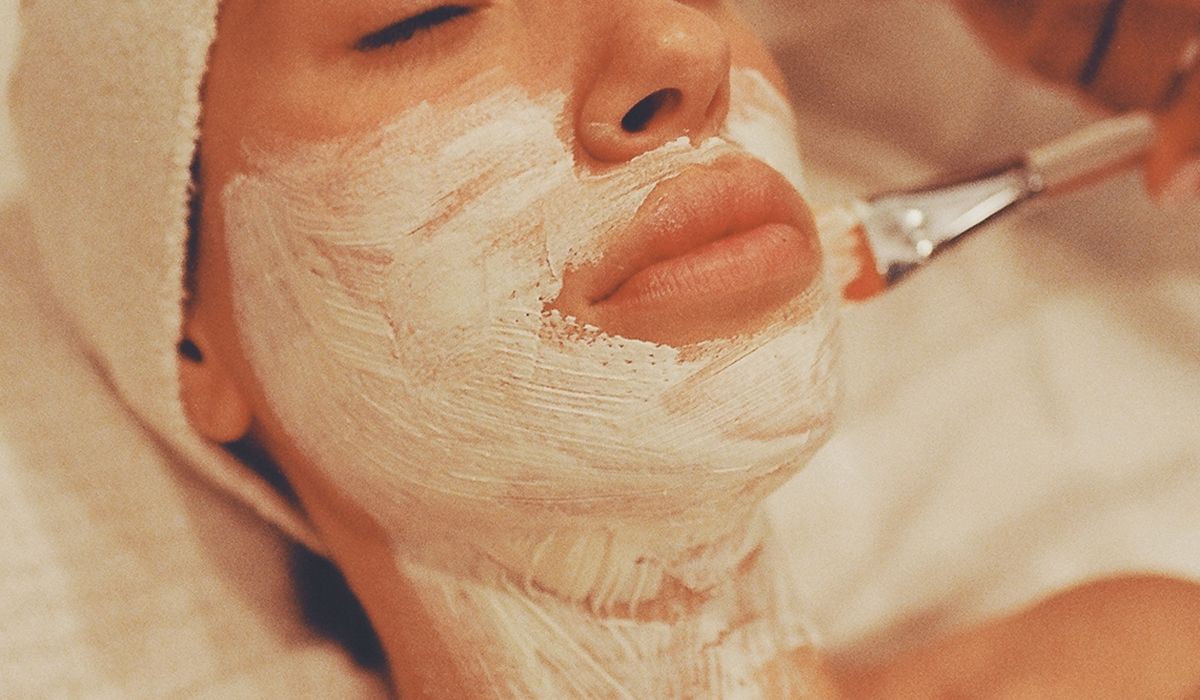 Deep cleansing facial at a beauty salon in Las Palmas de Gran Canaria