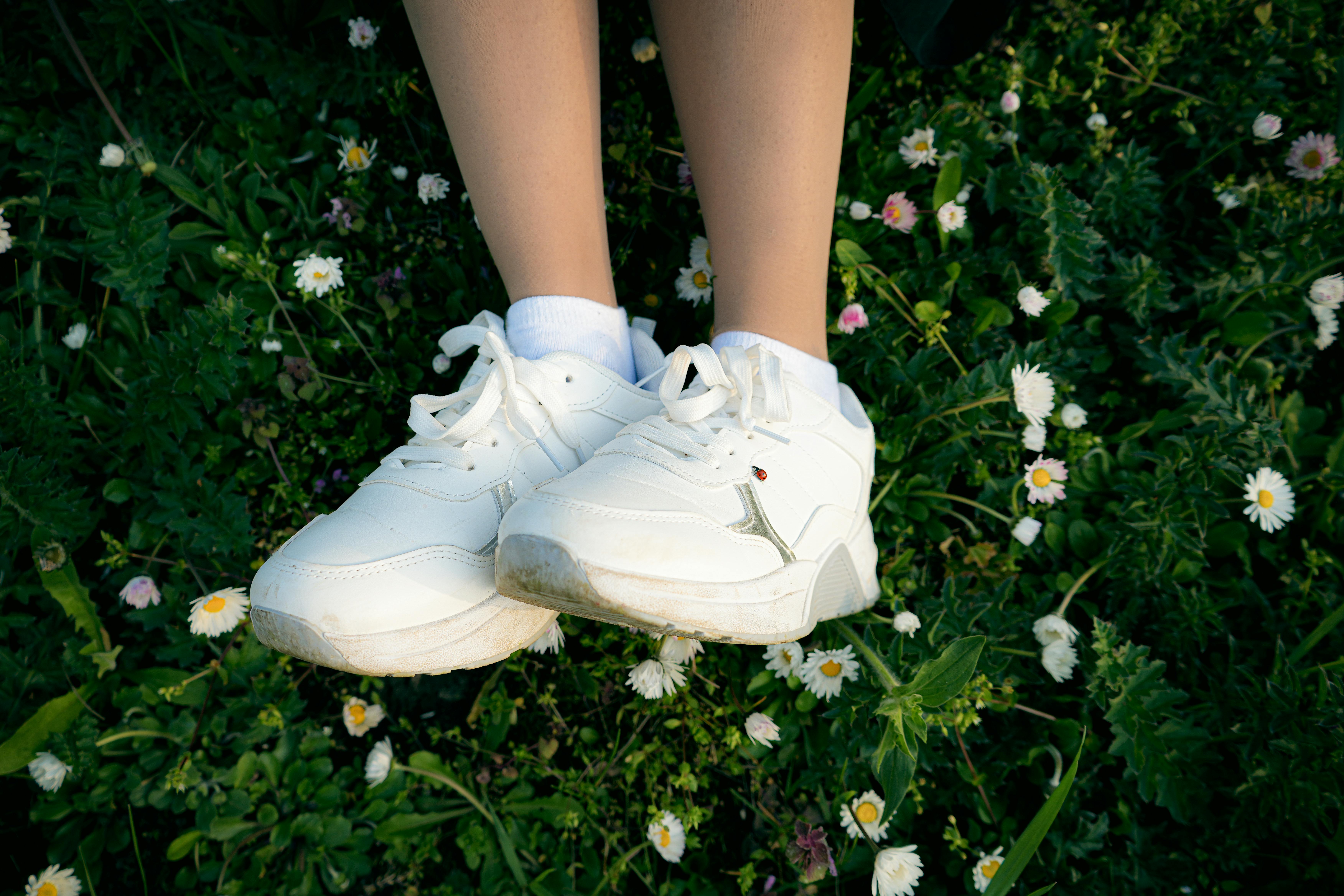 Kuru’s ‘70s-Style’ Apogee Sneakers Are My New Favorite Lifestyle Shoes — ‘I Can Walk for Hours and Not Have Pain’ — Photo by 
