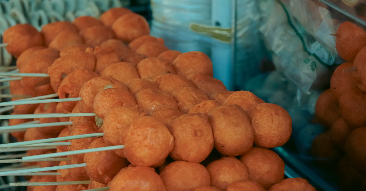 Street food stalls in El Nido town