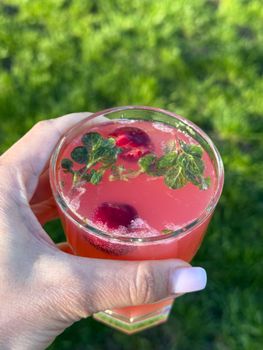 Hint Of Berry Mint Water Beverage With Electrolytes