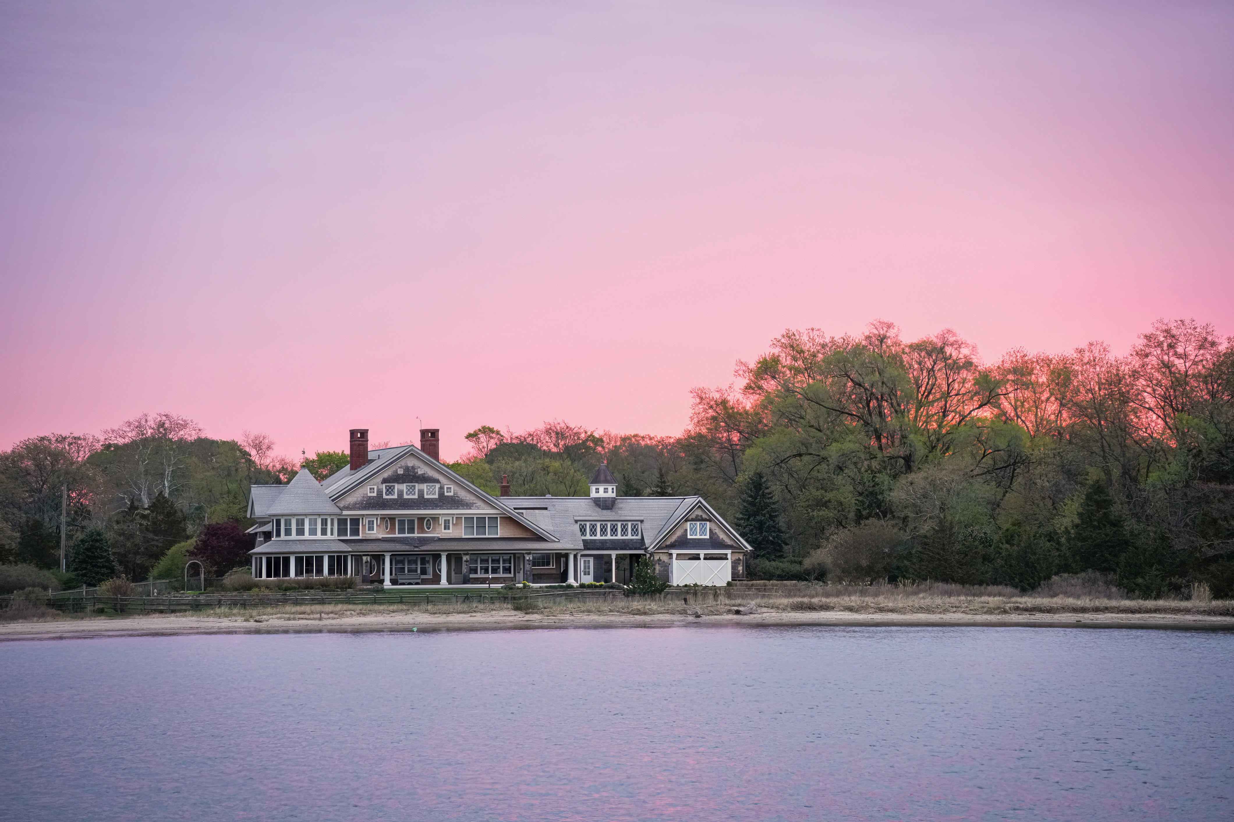 Real Estate Law guide for Suffolk County