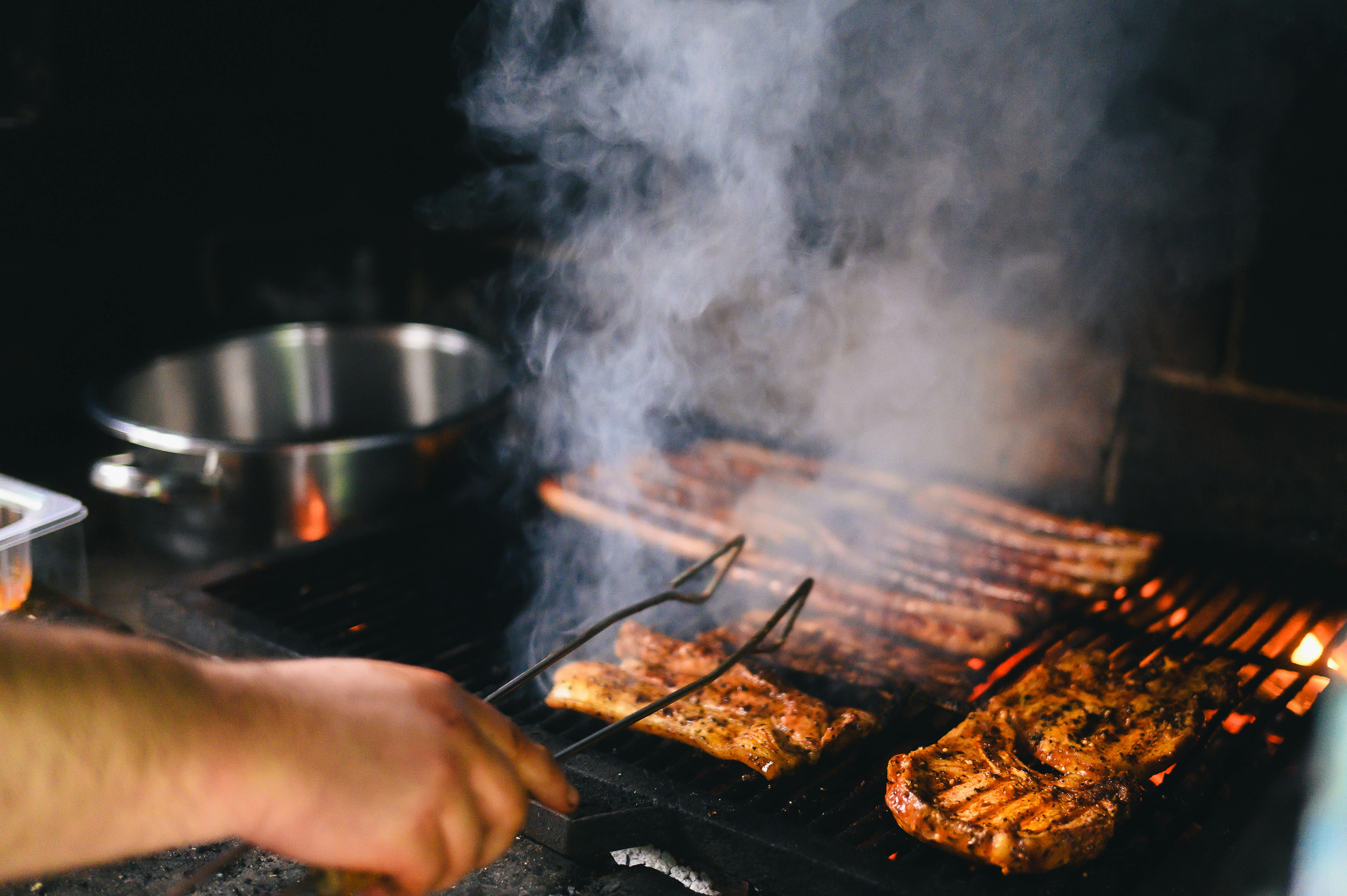 Don’t Stress About Cooking — You Can Leave It to the Pros With Our Favorite Meal Delivery Services — Photo by Diana ✨ on Pexe