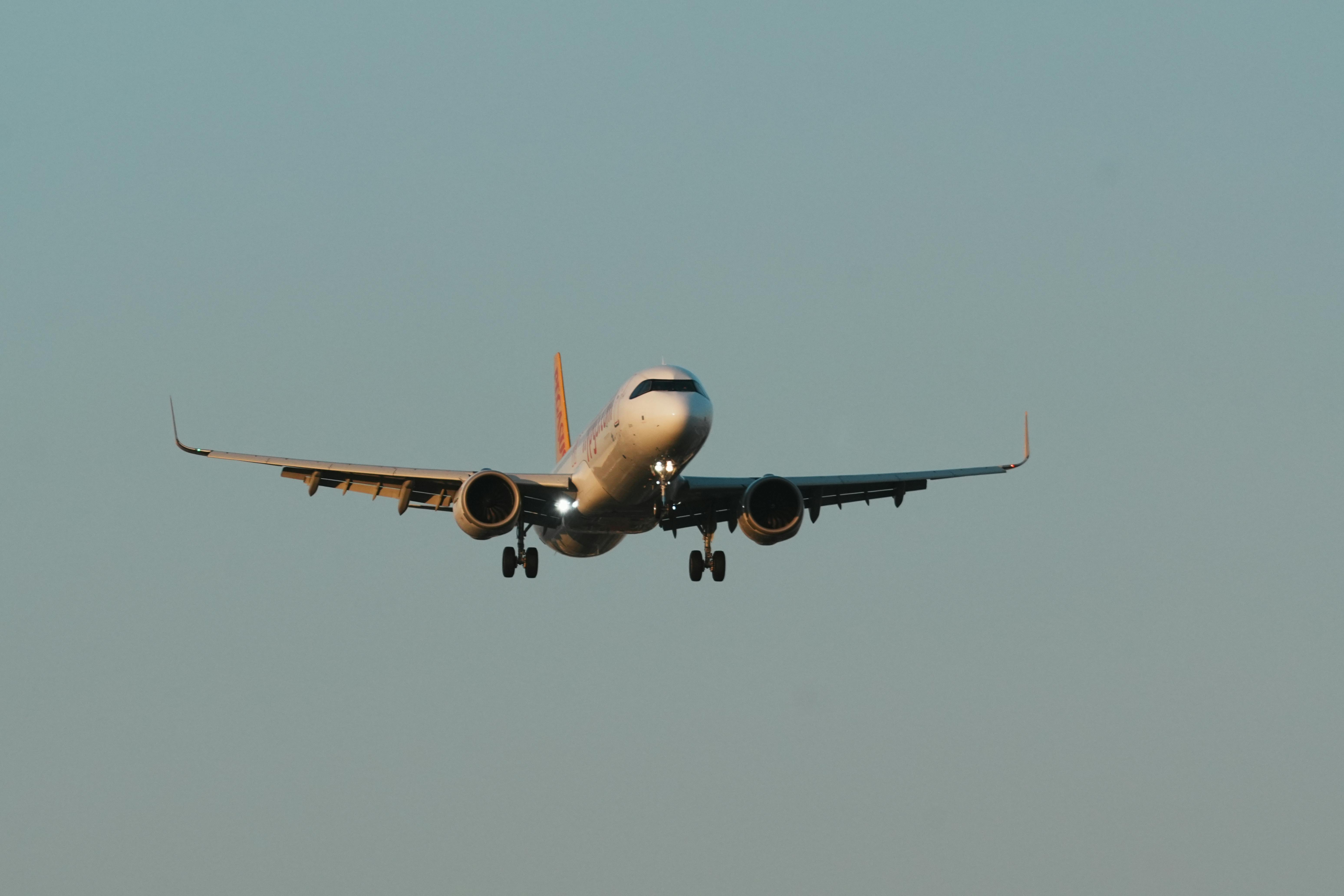 How Frequent Flyers Really Use Airline Miles (2026 Guide) - SmarterTravel — Photo by cnrdmroglu on Pexels