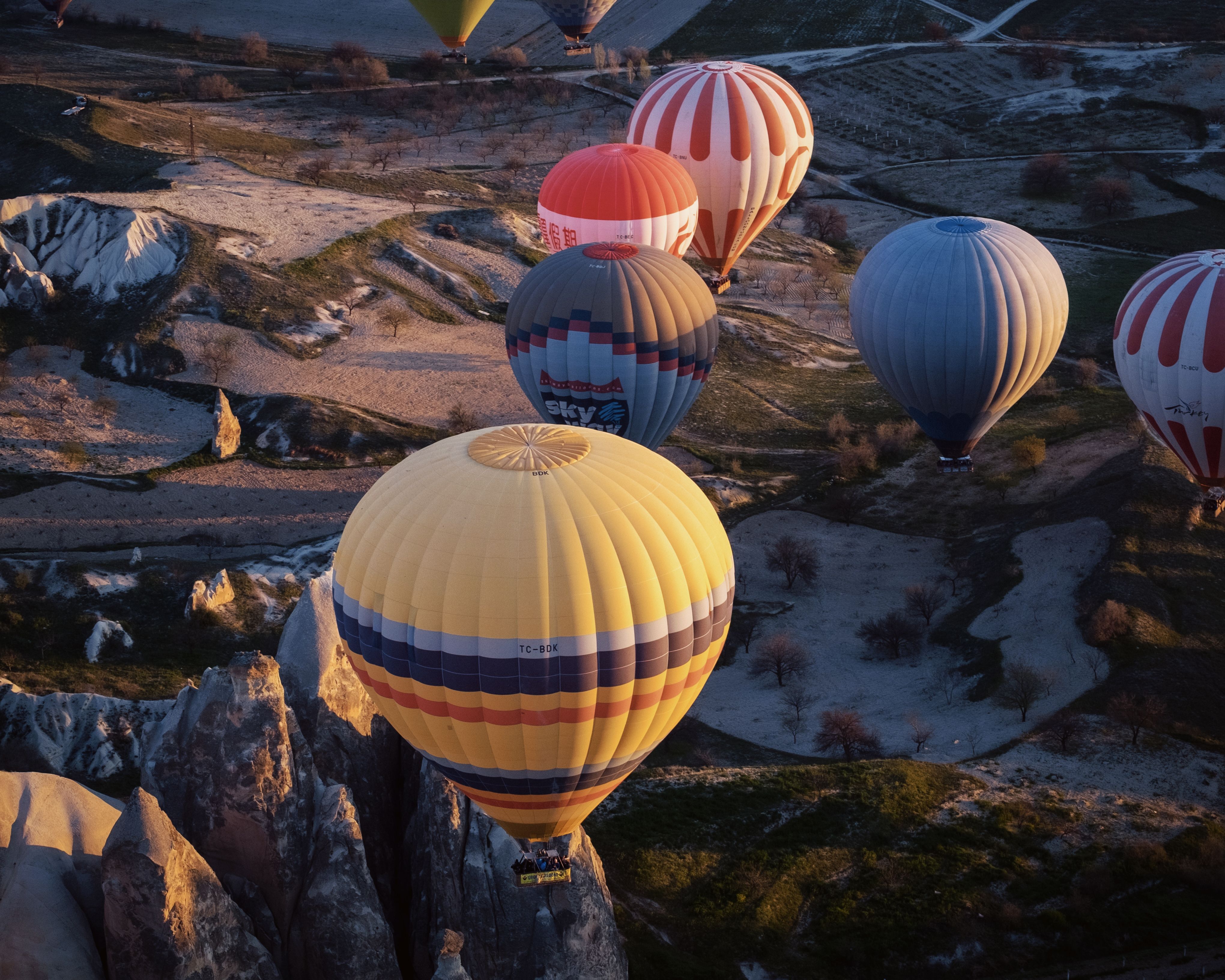 Top Adventure &amp; Experience Tourism Influencer Marketing Campaigns Redefining The Way We Travel — Photo by Mehmet Turgut  
