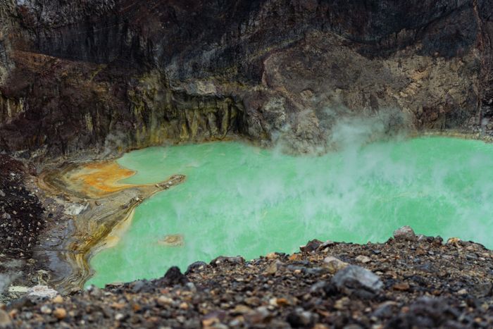 Boquete Hot Springs Compared: Caldera vs Los Pozos de Caldera