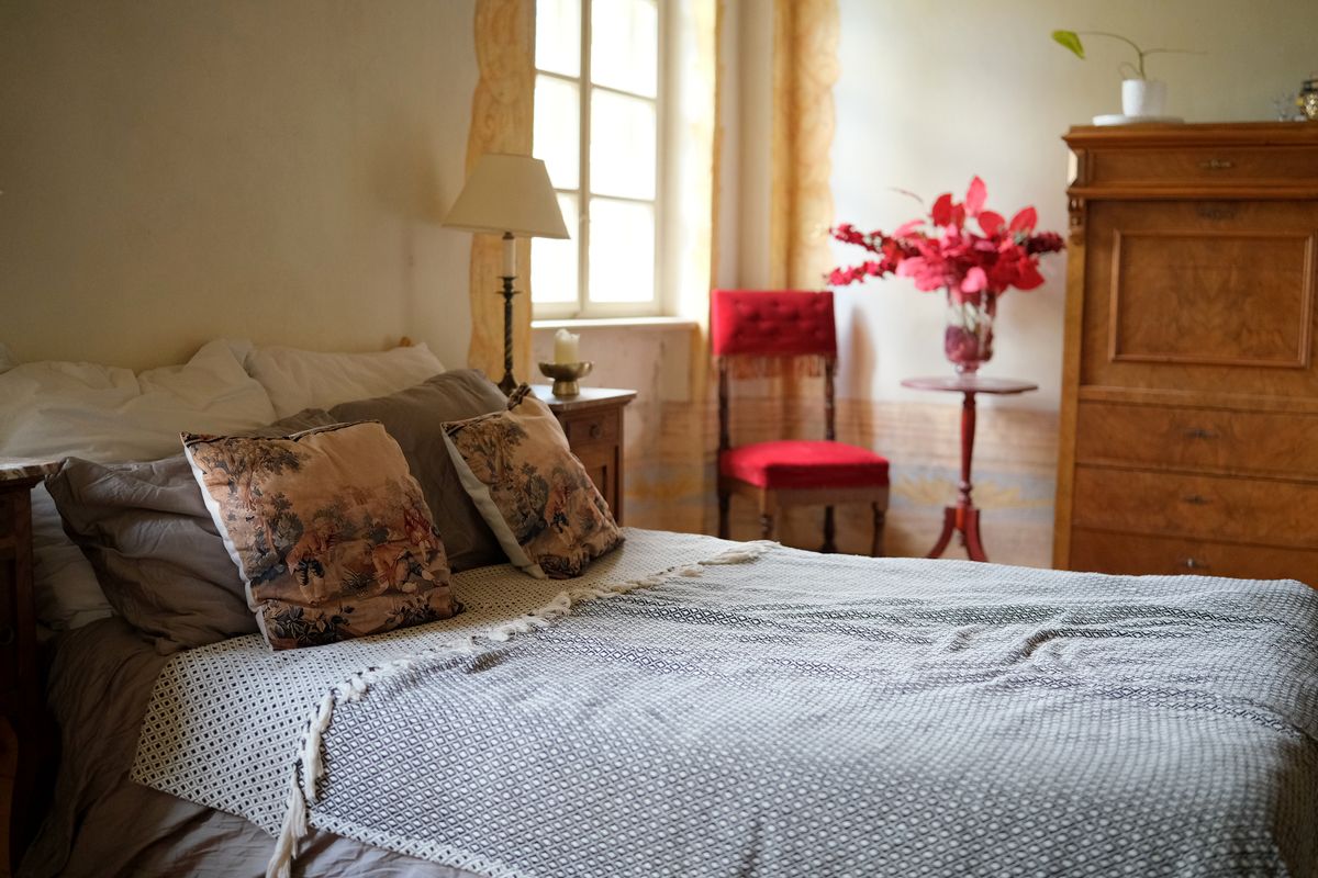 Schlafzimmer-Deko-Rezepte für 2026: 3 stimmungsvolle Ideen — Anrichten