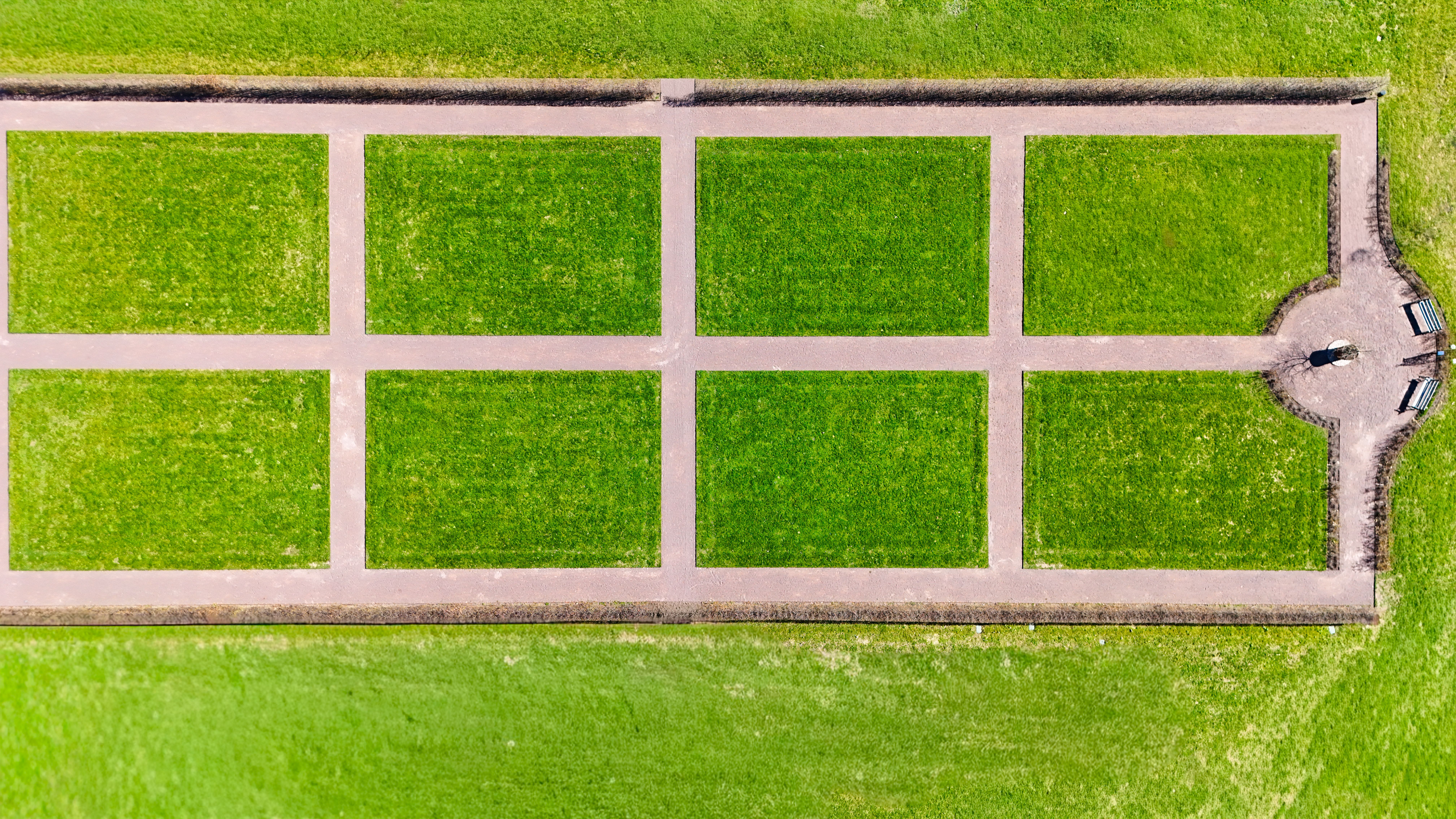 Landscaping Your Garden: Tips to Plan It Right
