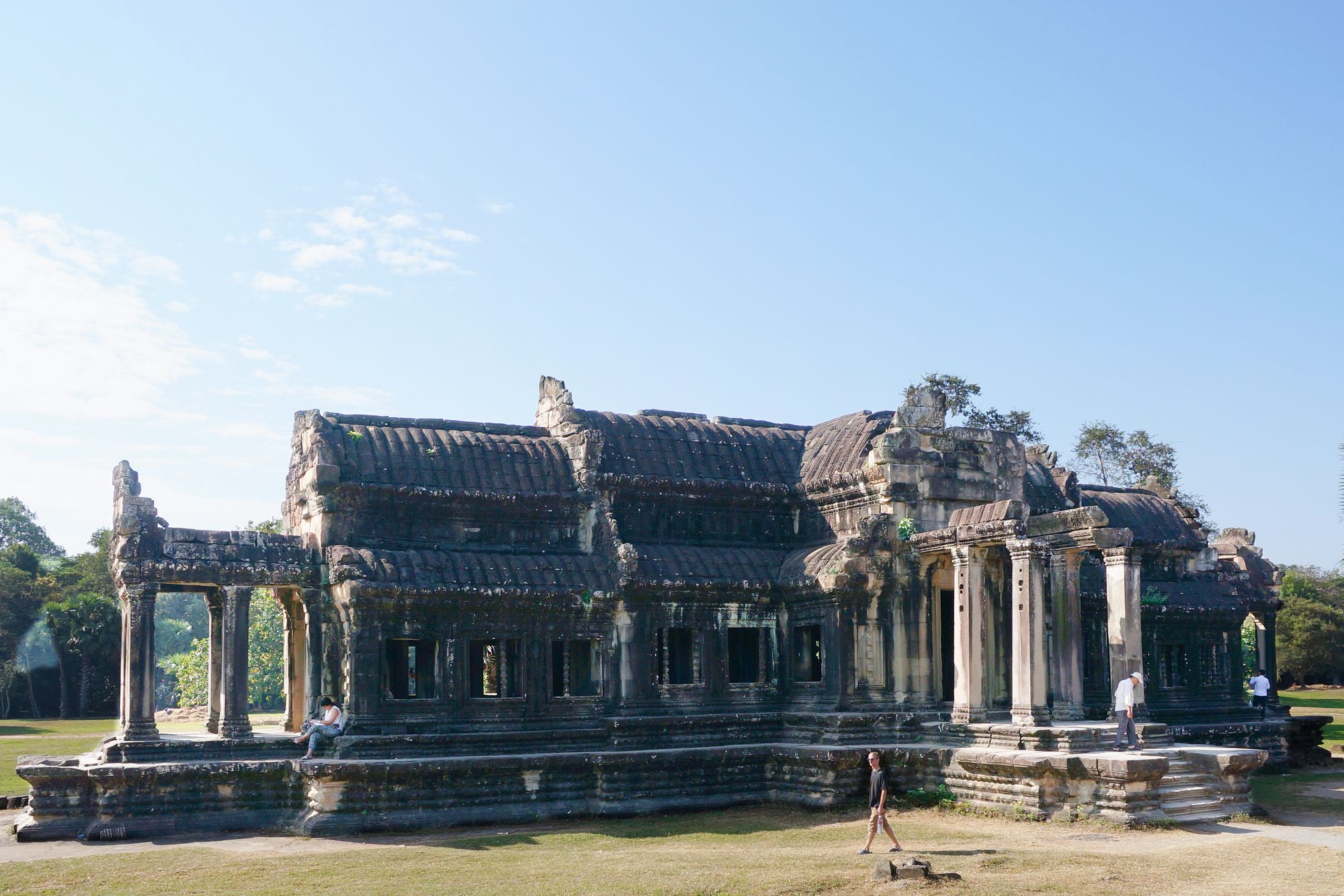 Siem Reap – Ho Chi Minh City – Da Nang – Hanoi – Ha Long Bay – 12 Days