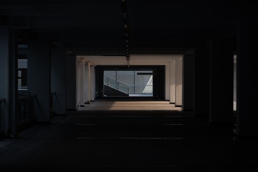 Dramatisches auf schwarzem Hintergrund – OLED Motiv (von Geoffrey Zhao, 8256×5504, #37253404)