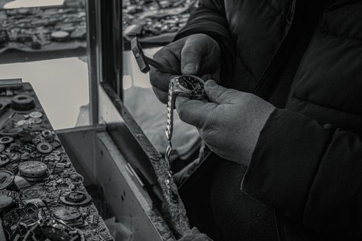Unrivaled Luxury Watch Repair Services US: Preserve Your Legacy