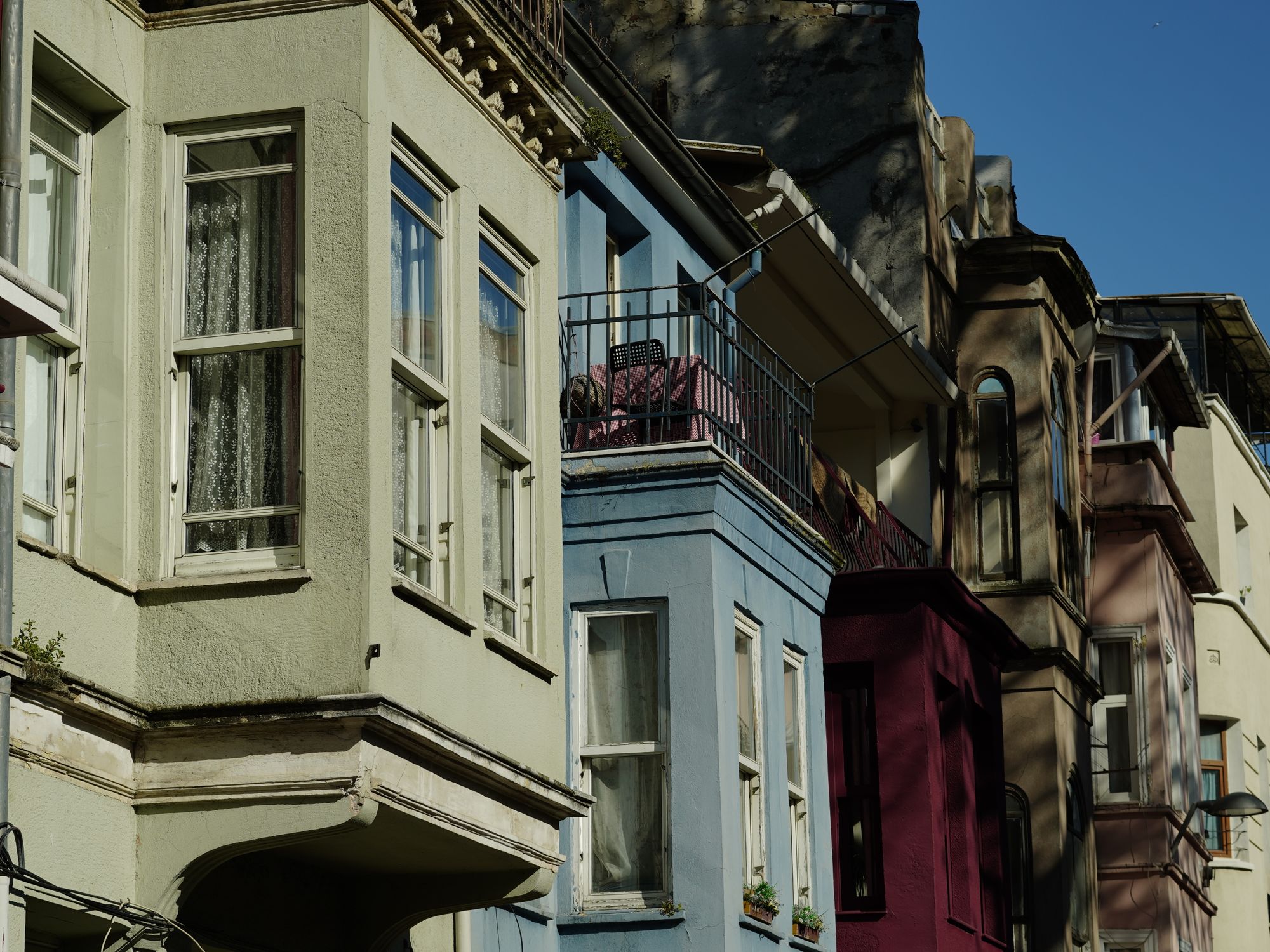 Flat Removals in Evington, East Midlands — movers carrying boxes for a flat move