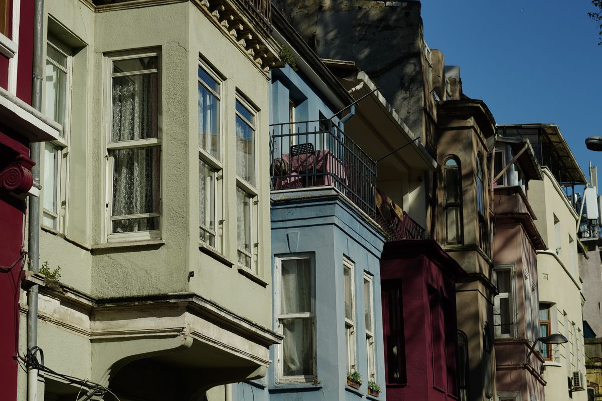 flat moves in Packington — Loaded properly: blankets, straps and a plan in Packington