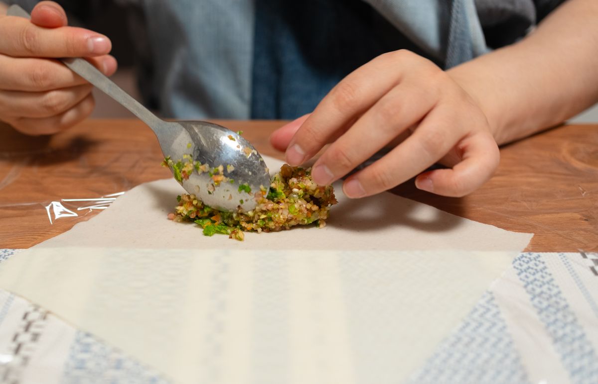Preparing Thai food