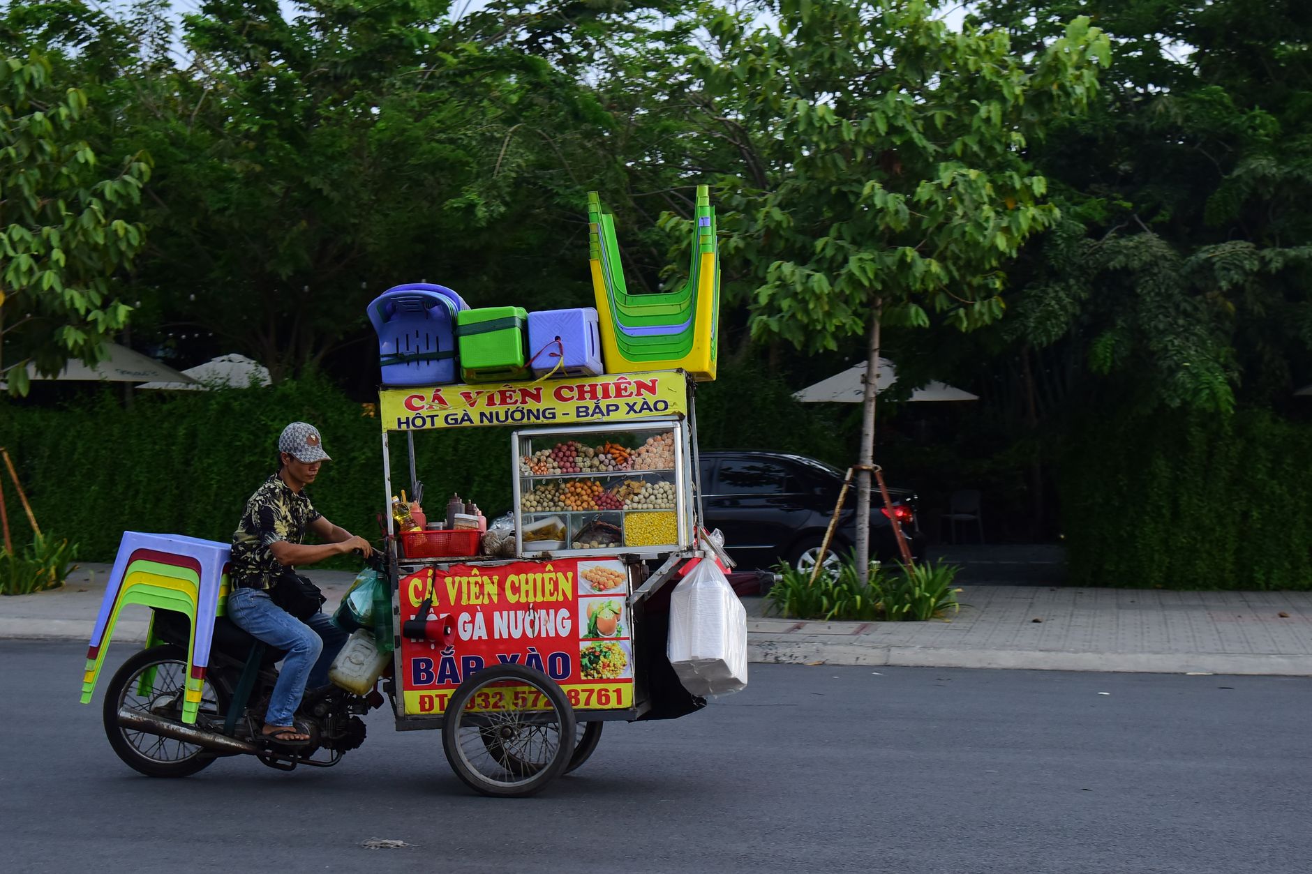 Thị trường FMCG Việt Nam 2026: Snack, đồ uống, bánh kẹo bùng nổ với những làn gió mới