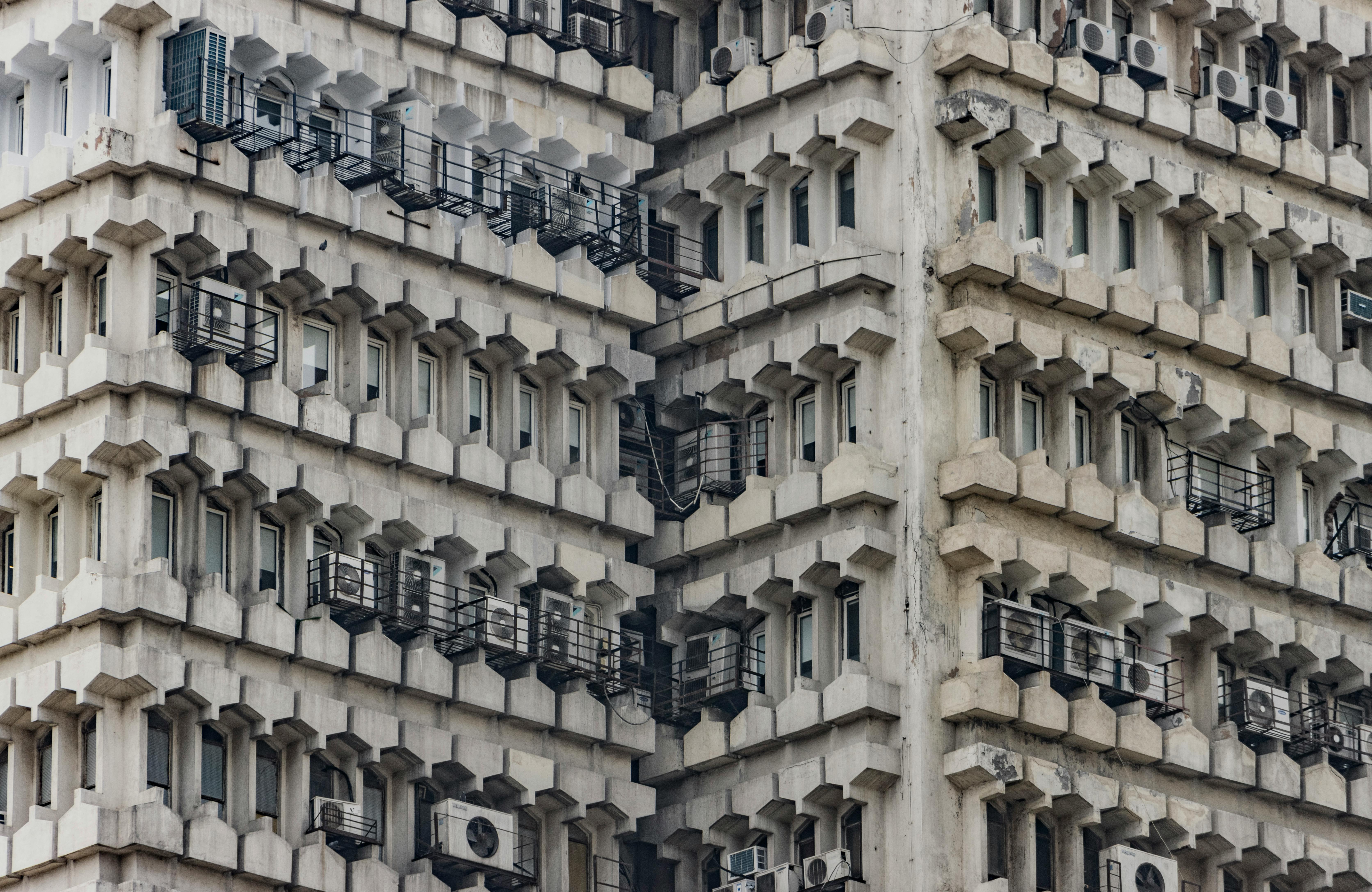 MakerAI Review 2026: Can You Really Build SaaS Without Coding? — Photo by Shantum Singh on Pexels