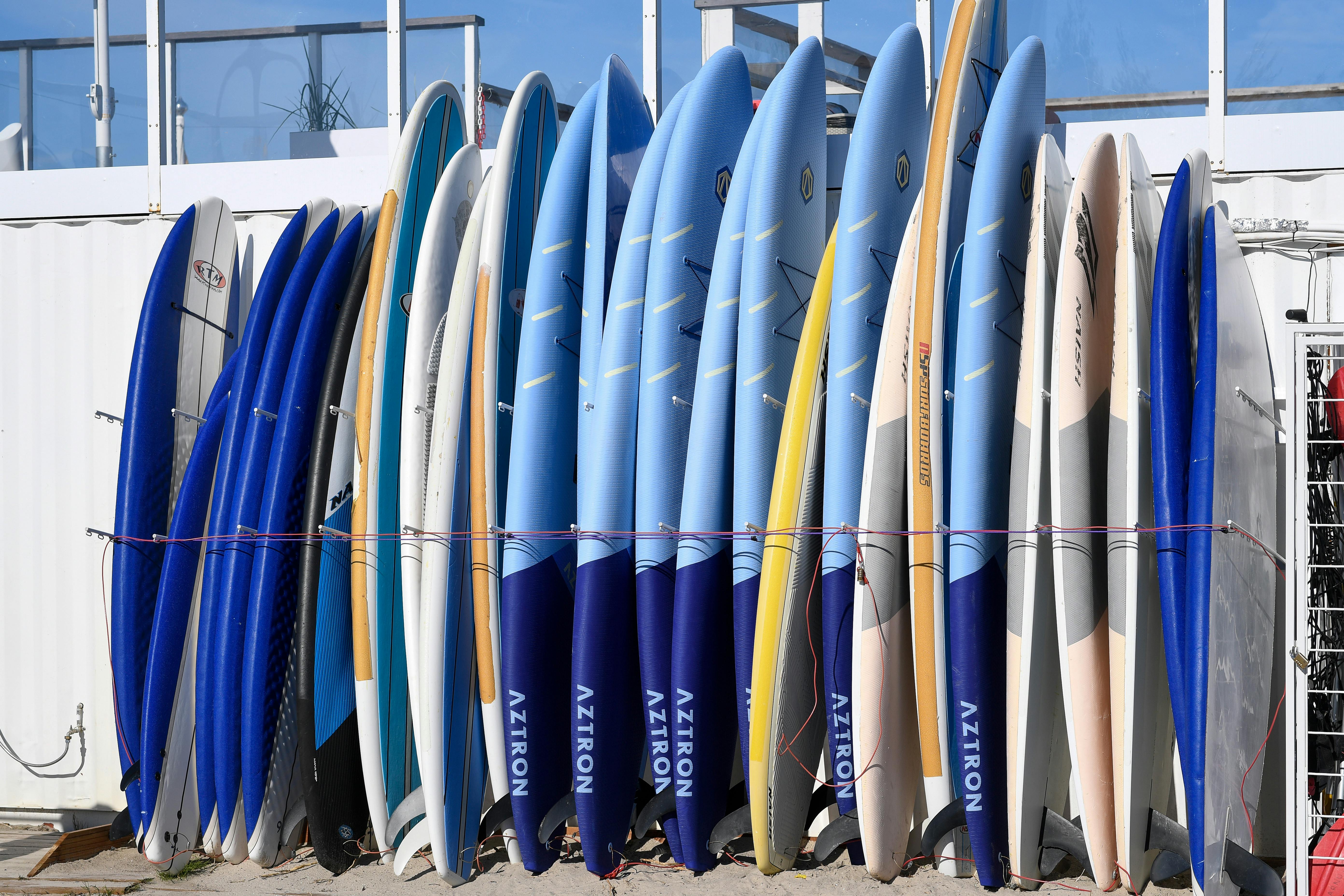 Simple Freestanding Surfboard Holder