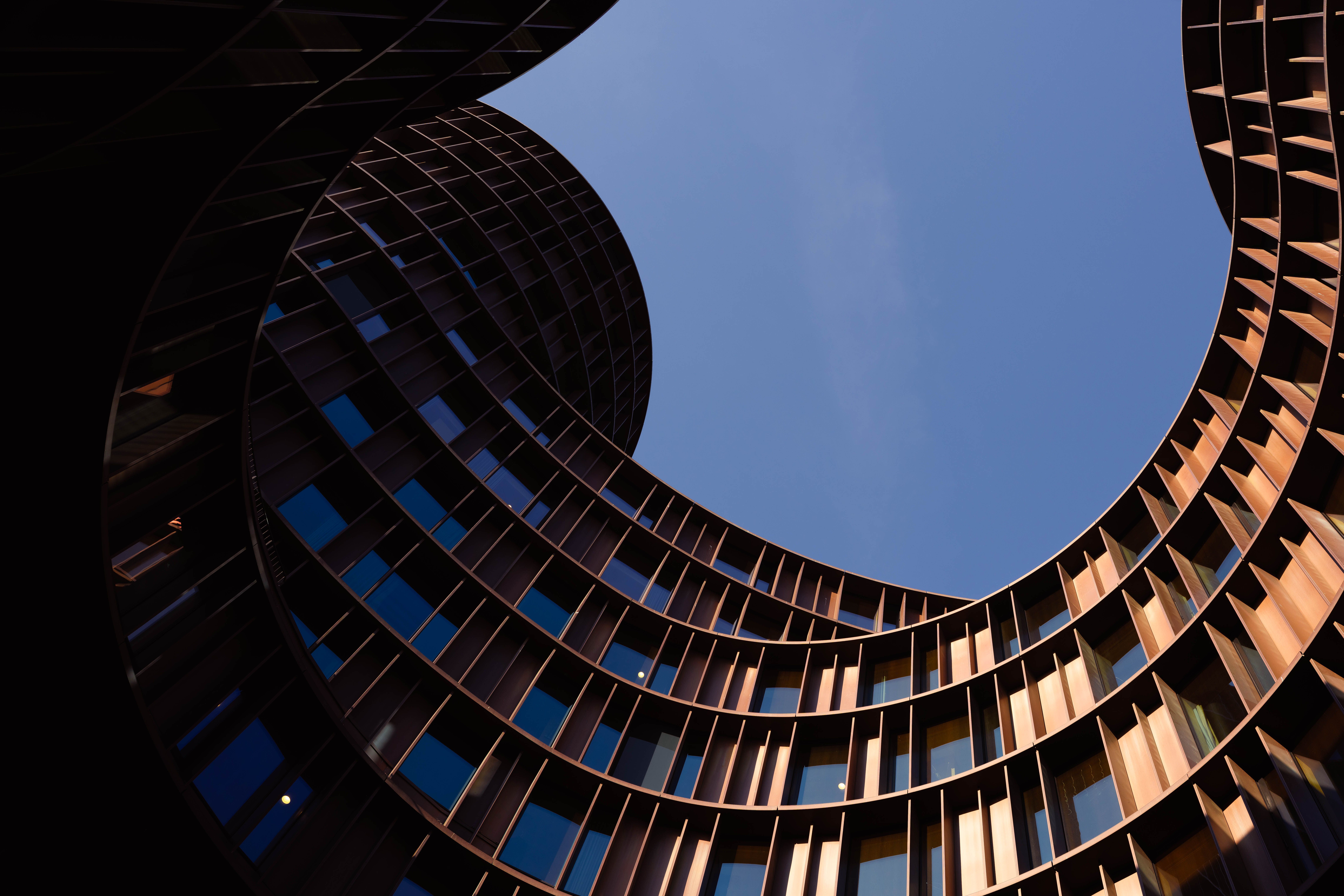 Gedeon Richter : Corporate Governance Report from 2025 — Photo by Valentin Ilas on Pexels