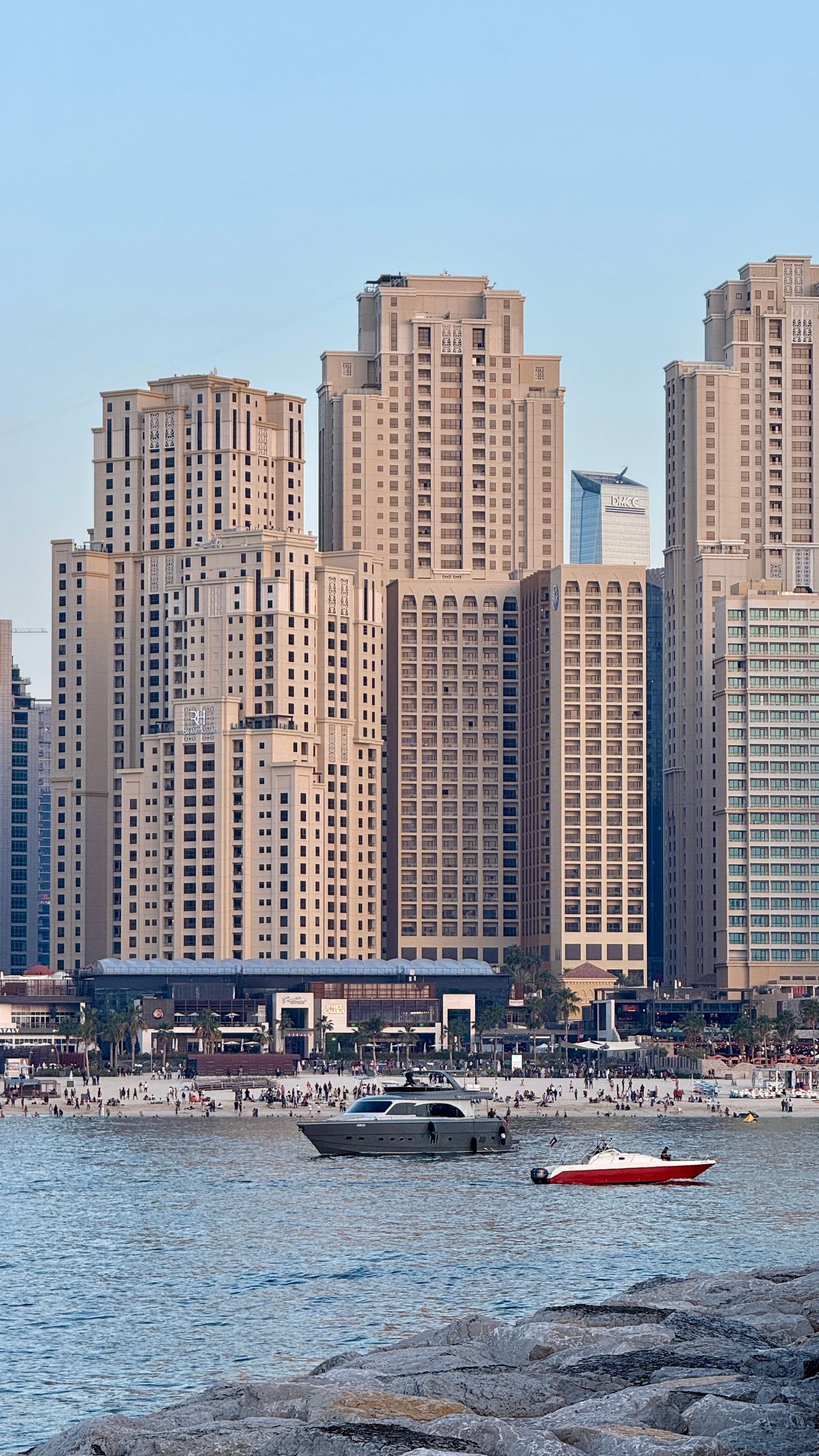 Cazare în Dubai: turnurile Jumeirah Beach Residence