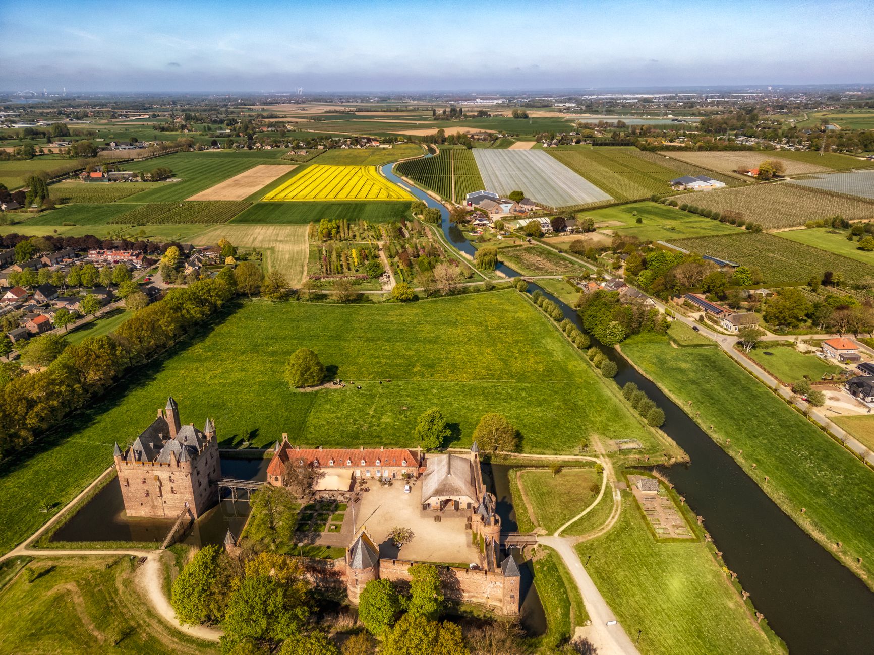Drents dorp Witteveen viert honderdjarig bestaan