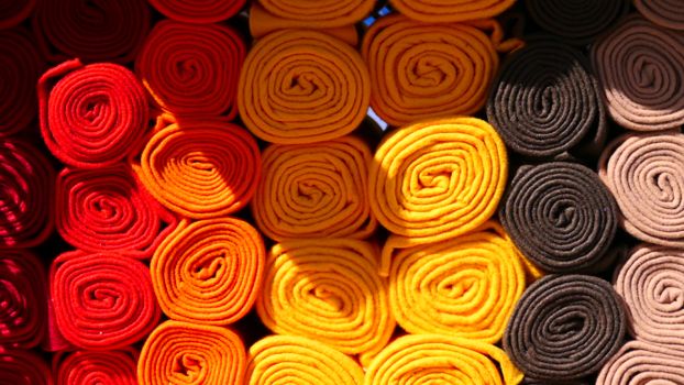 Where to Buy Craft Vinyl Rolls: Your Ultimate Sourcing Guide