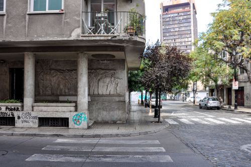 Free Street scene in Santiago, showcasing urban architecture and street art. Stock Photo